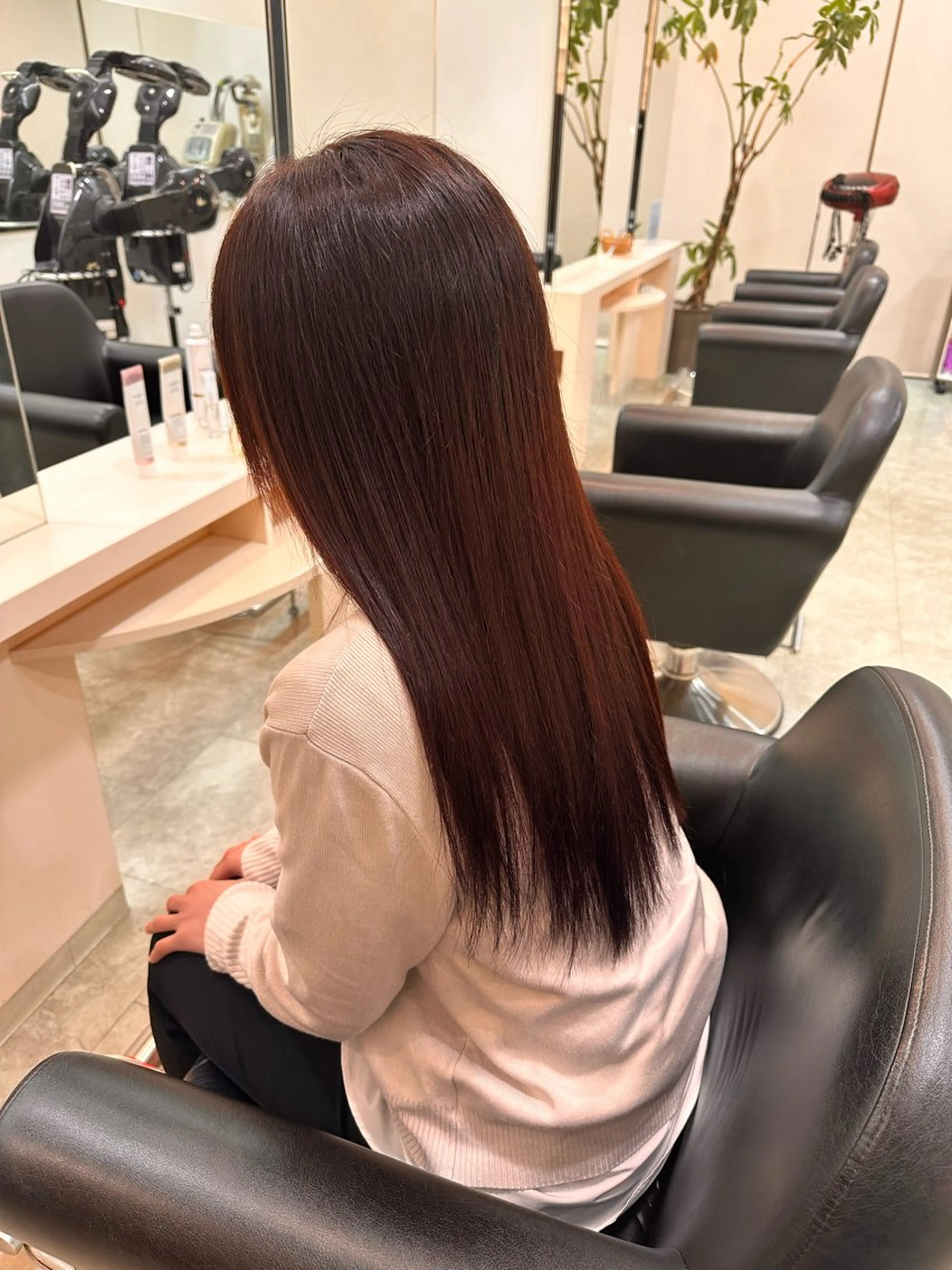 カラー ブラウンカラー ピンクカラー EMA  ViViD 港区店所属・柴田 舜吏のヘアスタイル