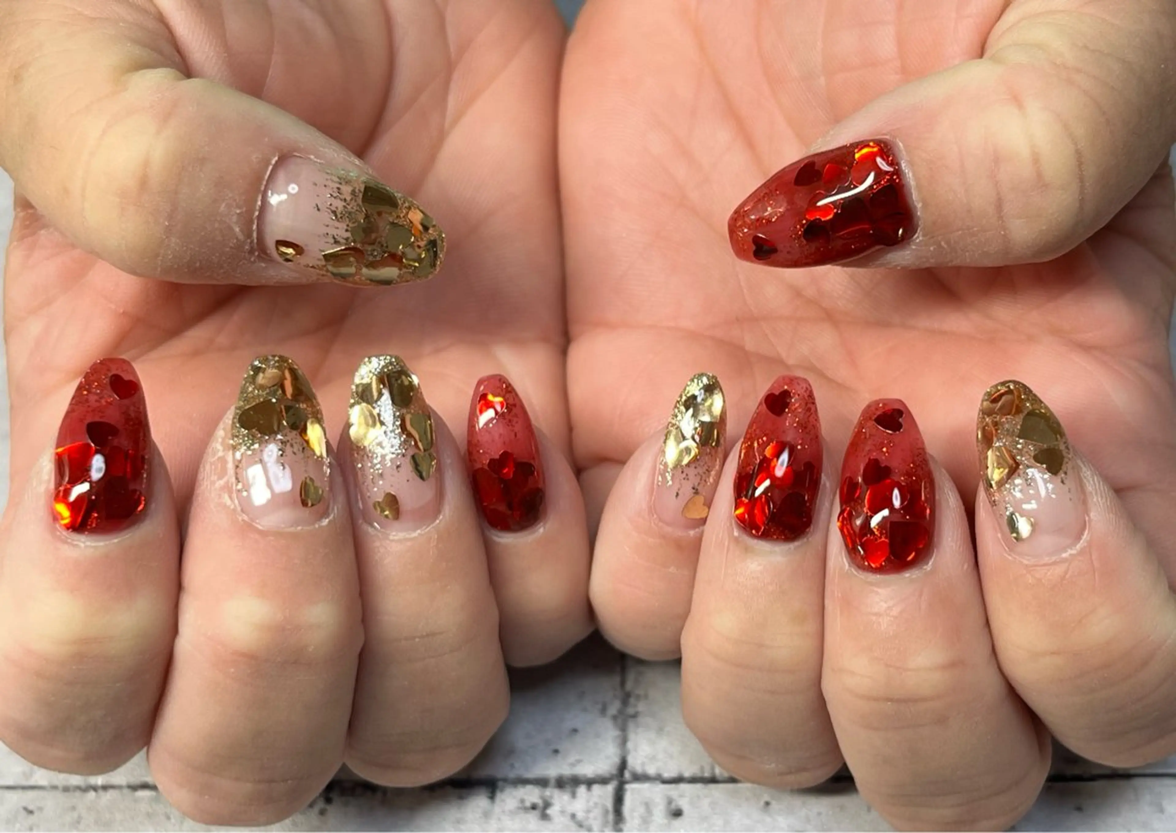 ネイル ハート おそろいネイル ハンドネイル まり りぃ〜んのネイルデザイン