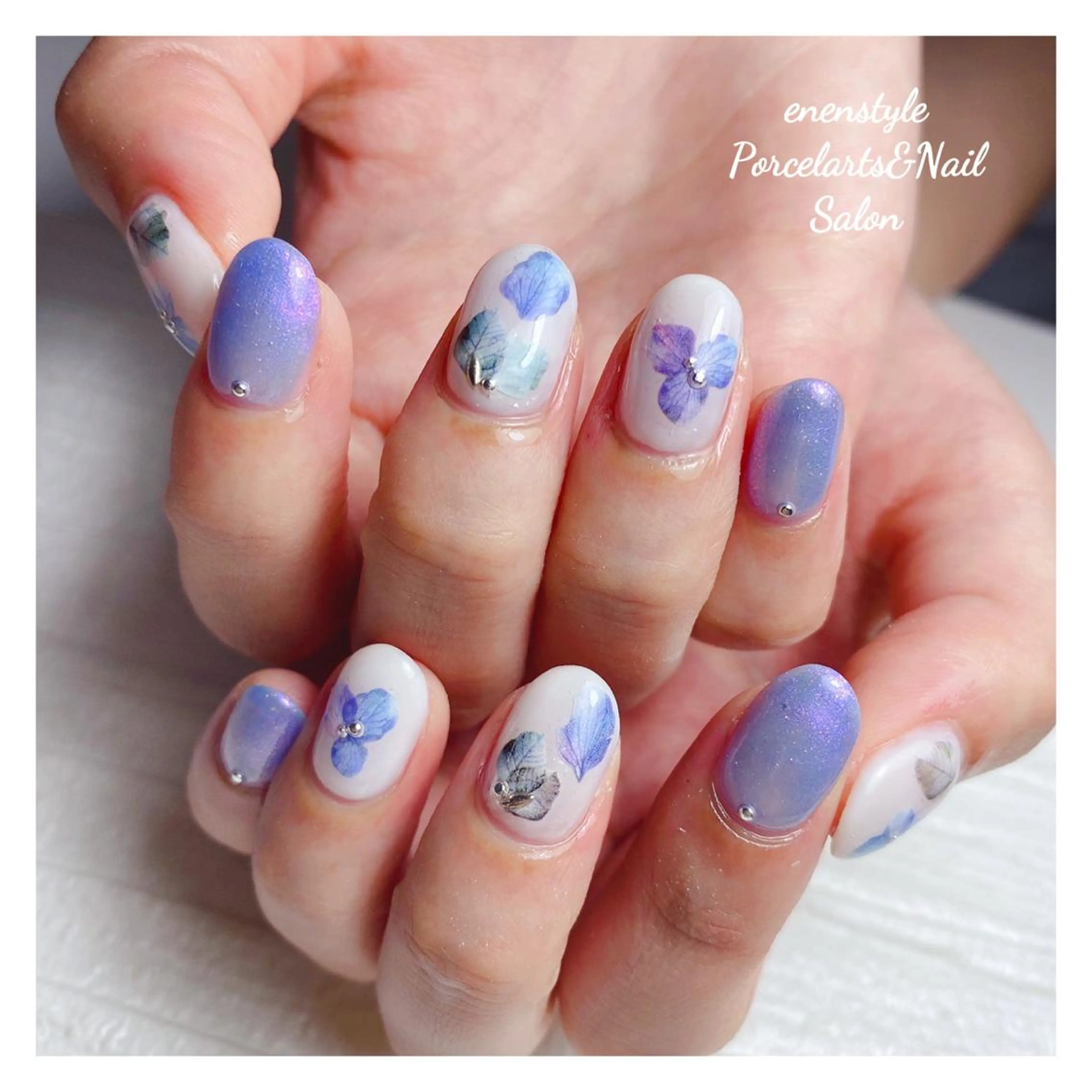 ミディアム ネイル 👑enen style👑のネイルデザイン