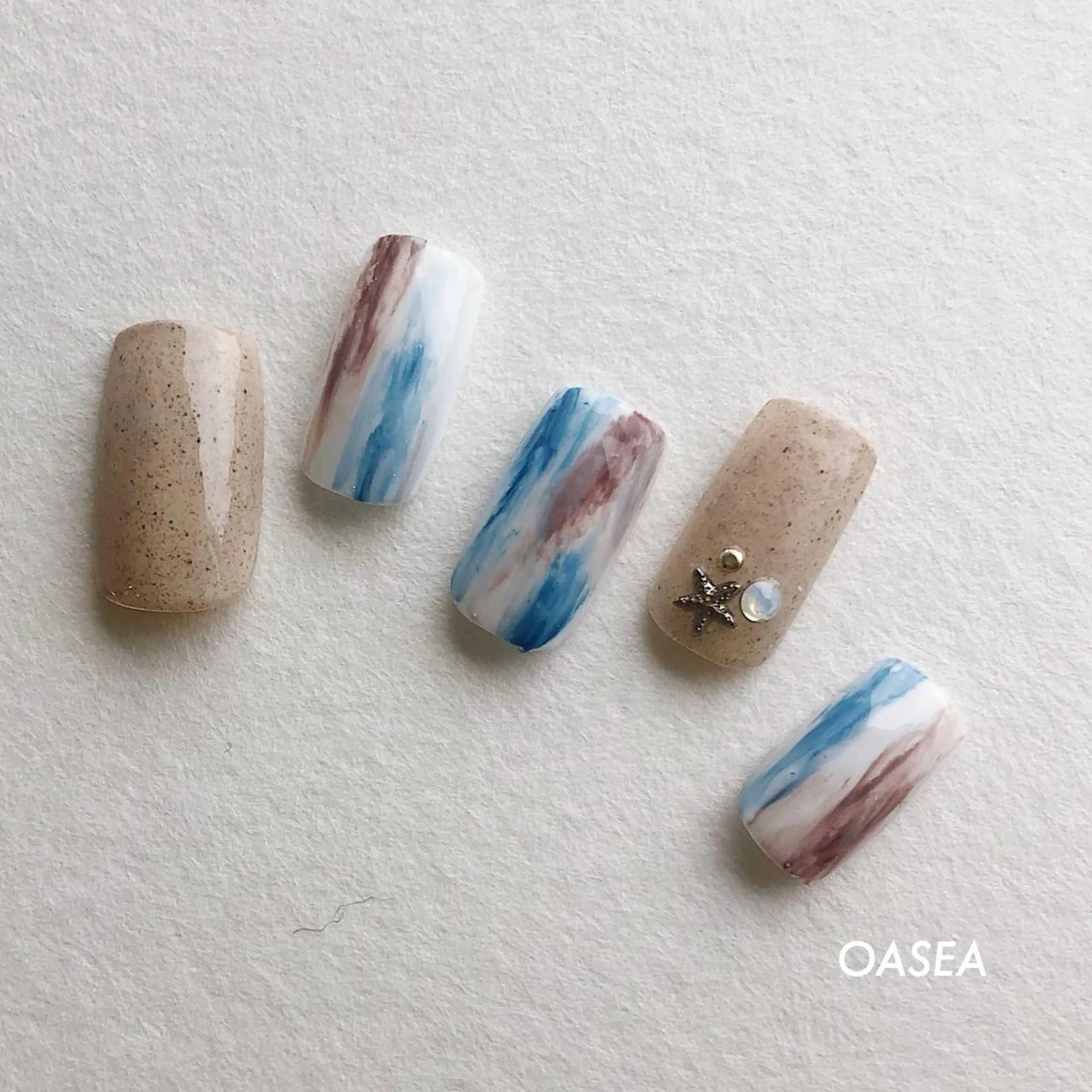 ネイル ハンドネイル 🌞💜 KAORI 🌴のネイルデザイン