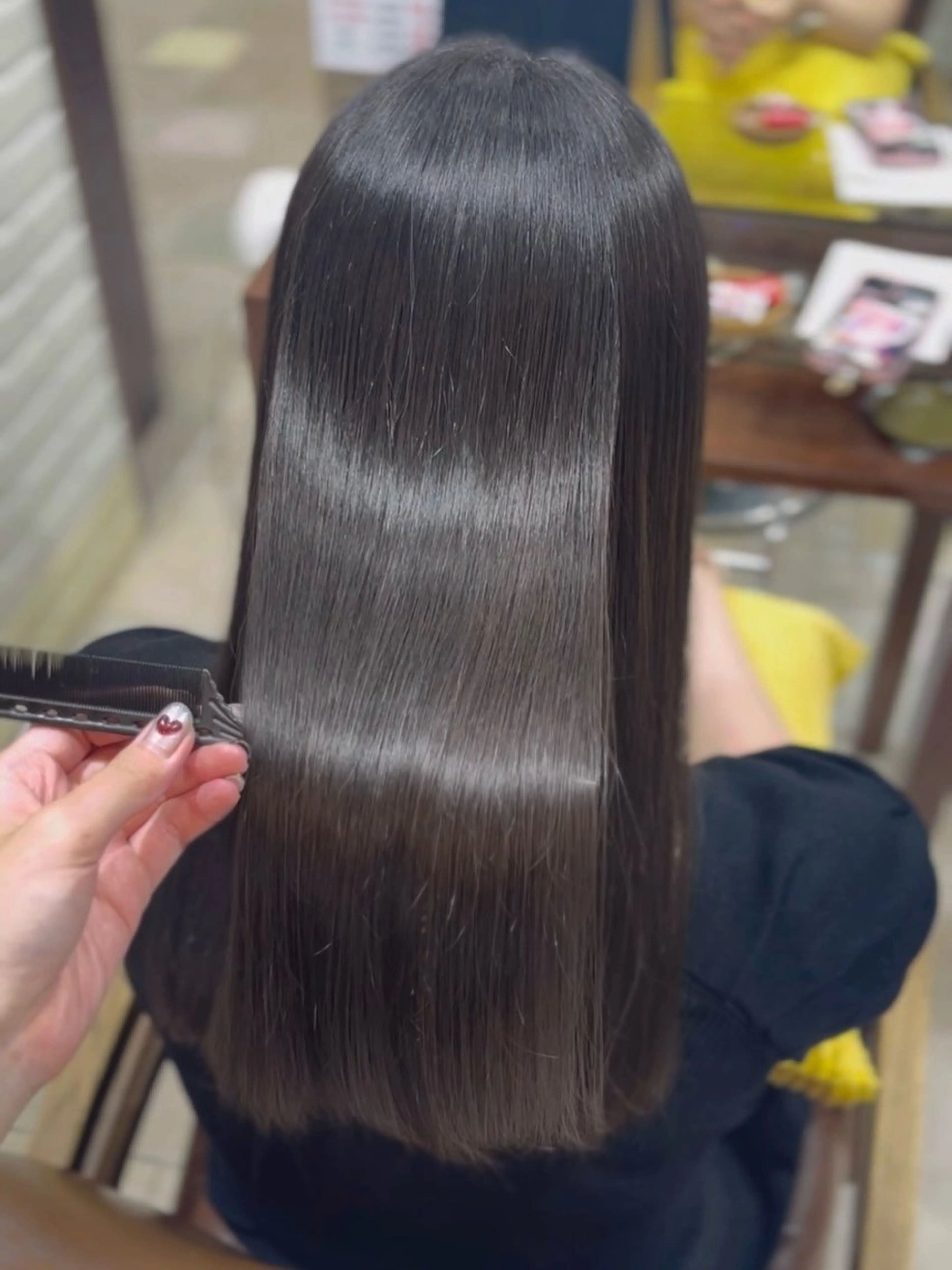 ロング トリートメント 酸熱トリートメント トリートメント 透明感カラー／ 艶感カラー／RAMUのヘアスタイル