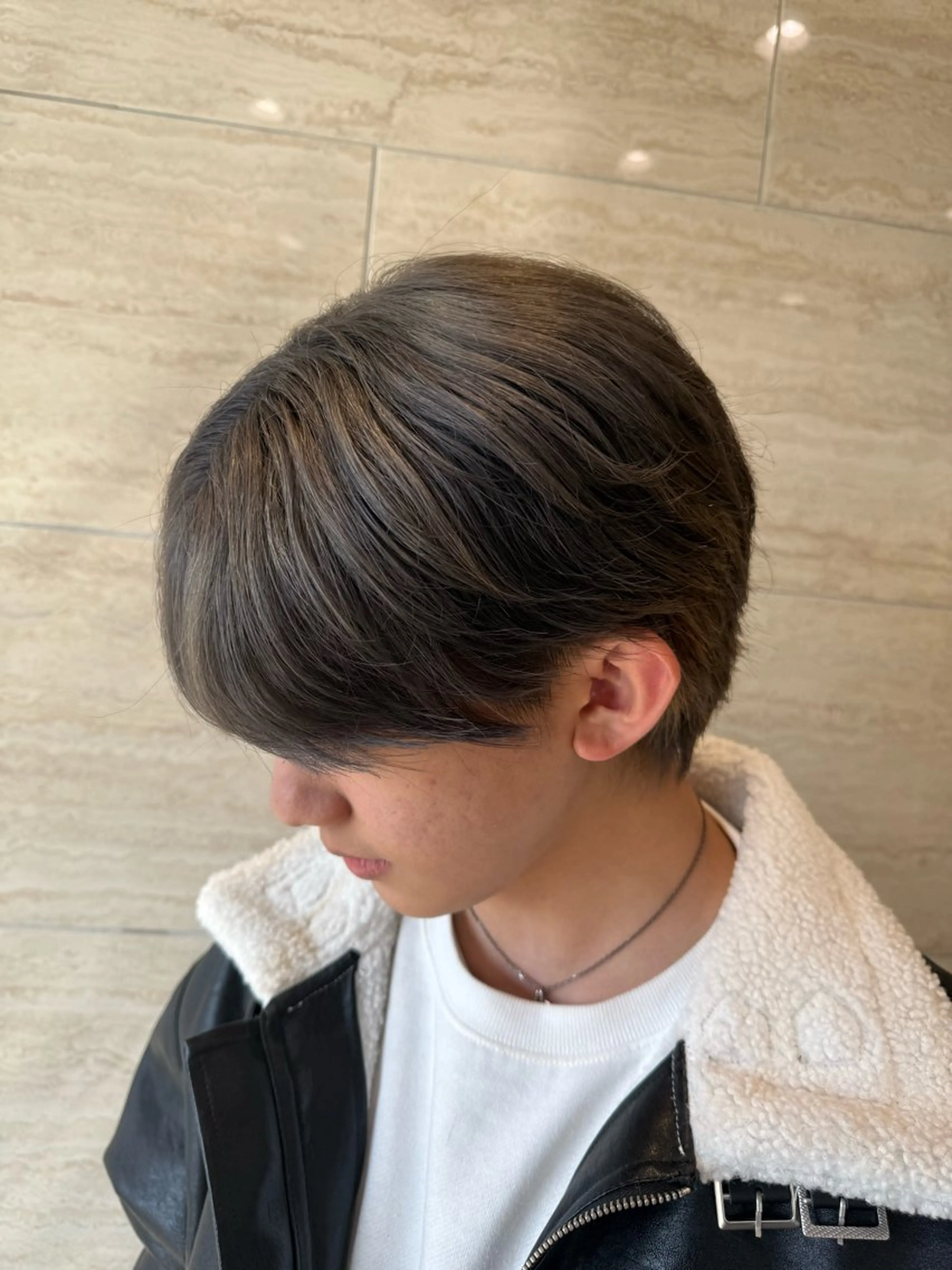 ショート メンズ メンズブリーチ 河崎 祐矢のヘアスタイル