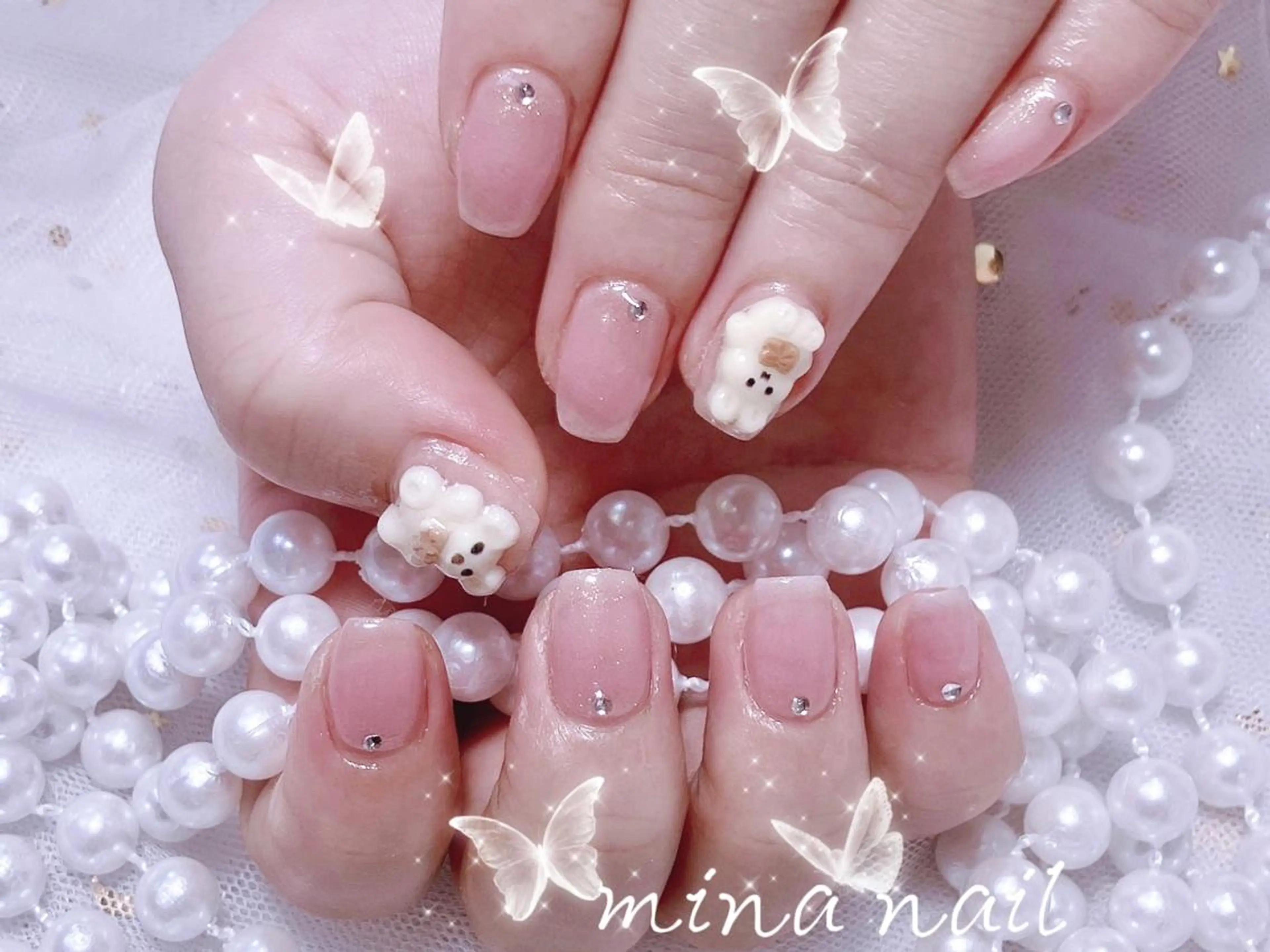 ネイル 🎀まゆ 🪽🐾のネイルデザイン