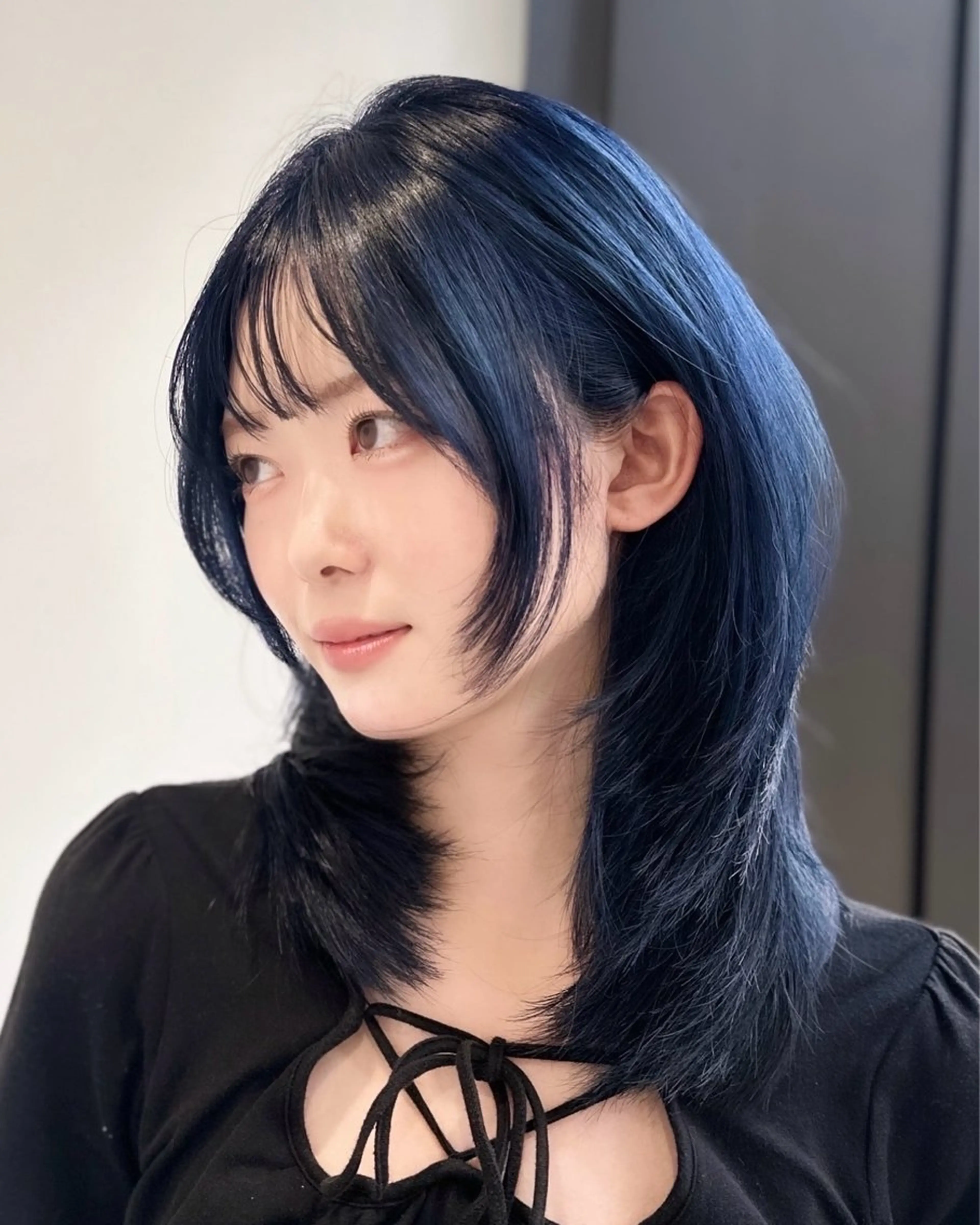 セミロング ブリーチなしダブル/ レイヤーカット 小棹のヘアスタイル