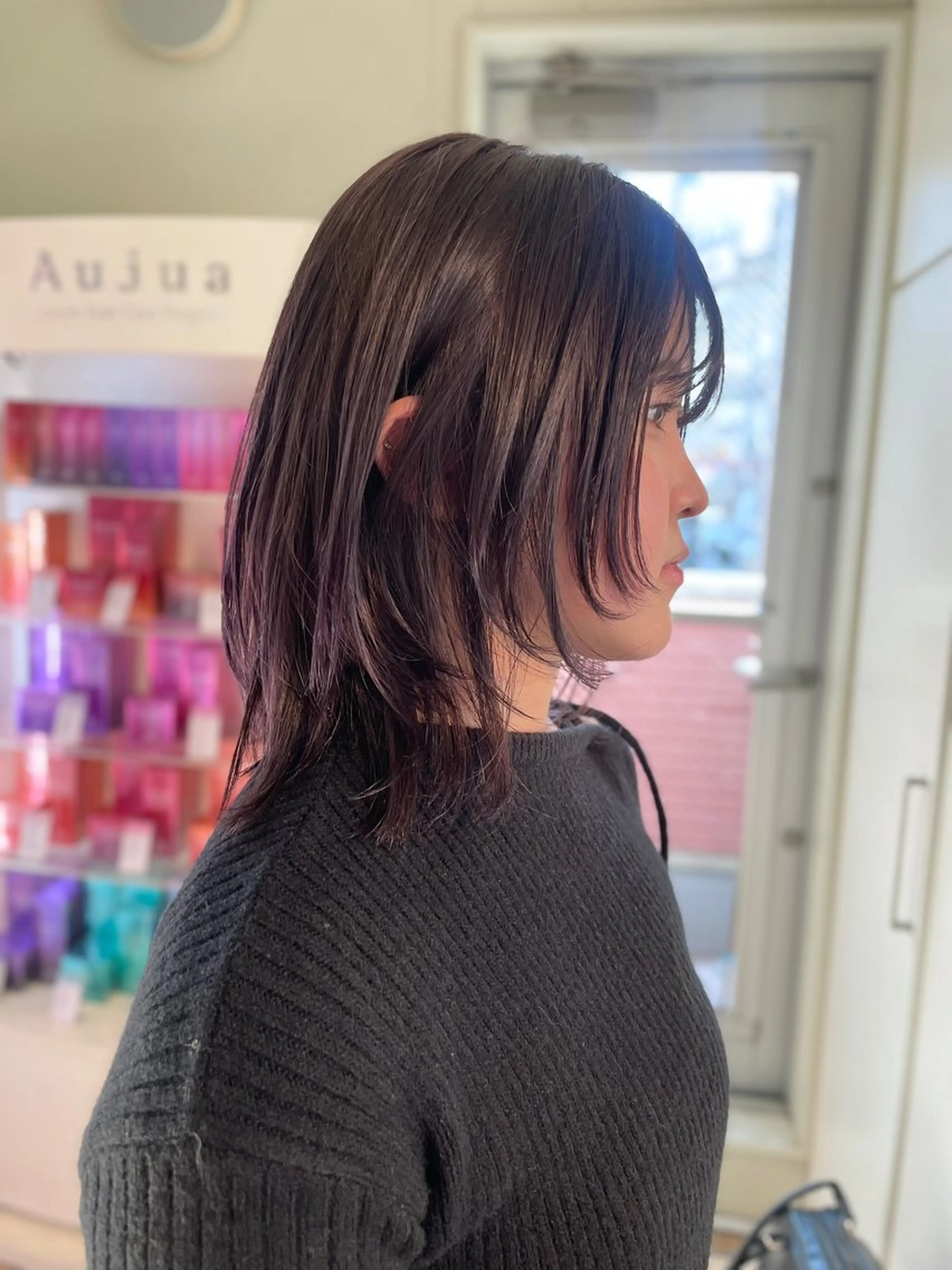 ミディアム パープルカラー レイヤーカット 外ハネヘア カット 🍫ブラウン/透明感 kaito🍫のヘアスタイル