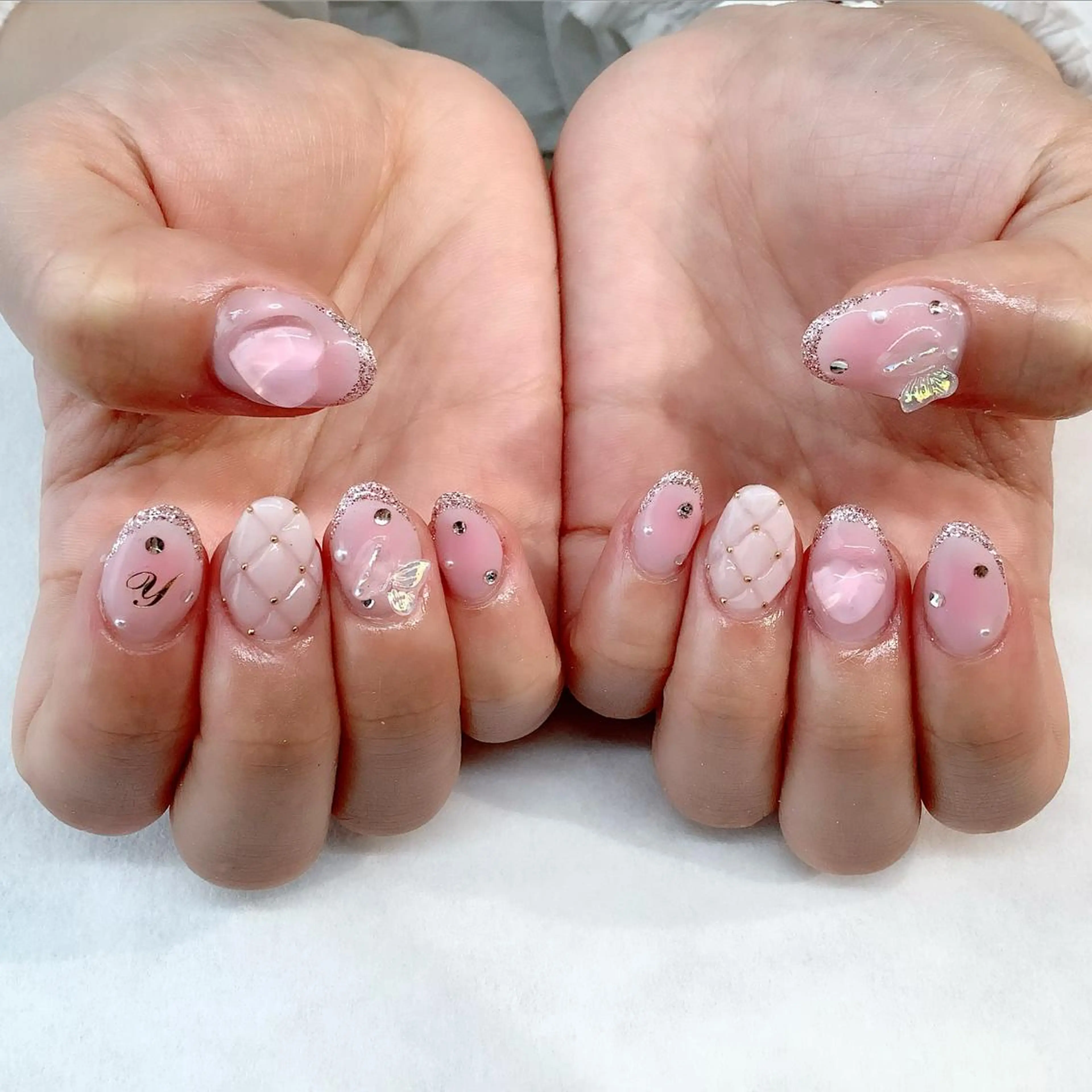 ネイル ハンドネイル 💎🐰 saki. m 🐰💎のネイルデザイン