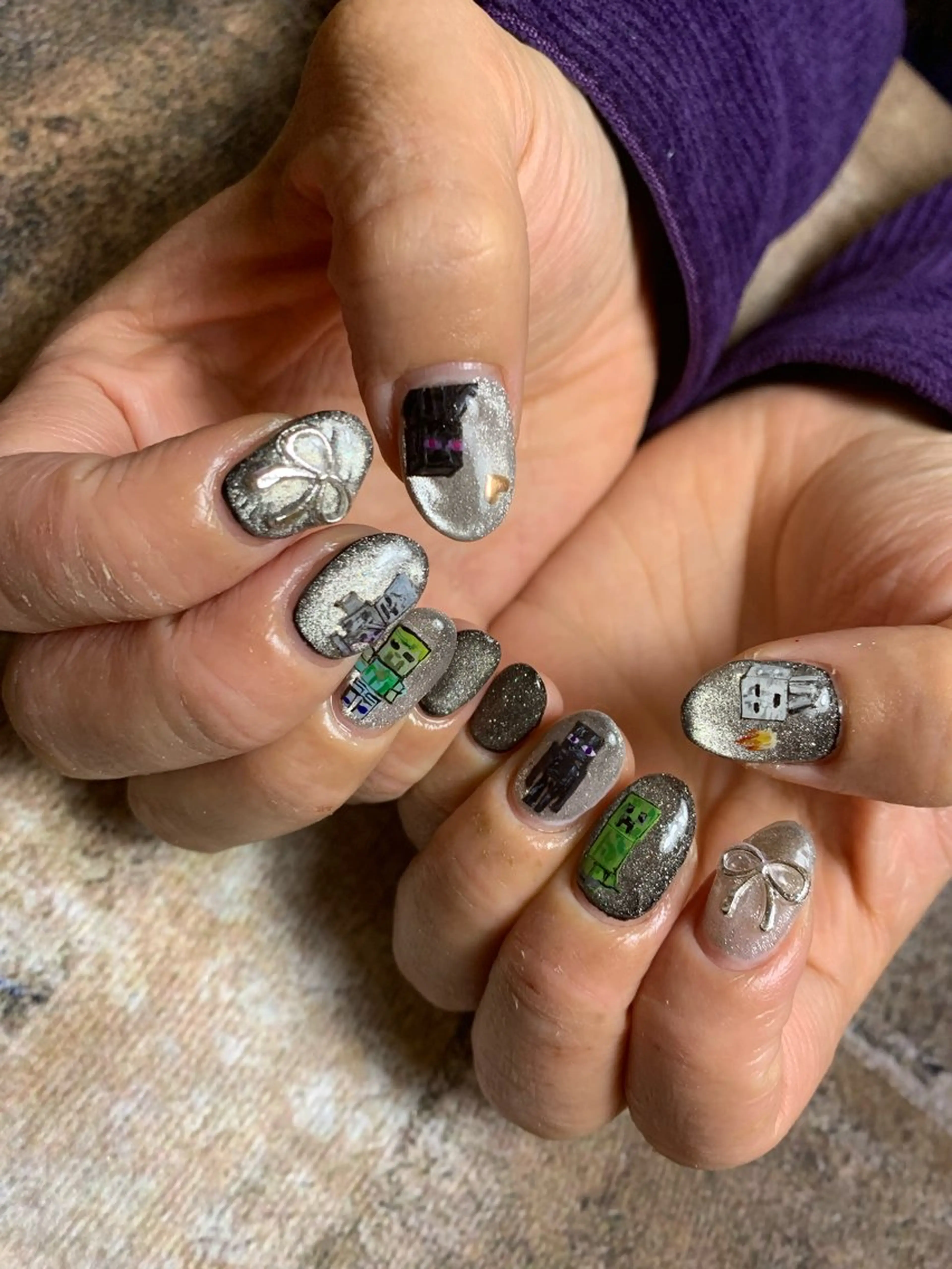 ネイル マグネットネイル シルバー シンプルネイル m mのネイルデザイン