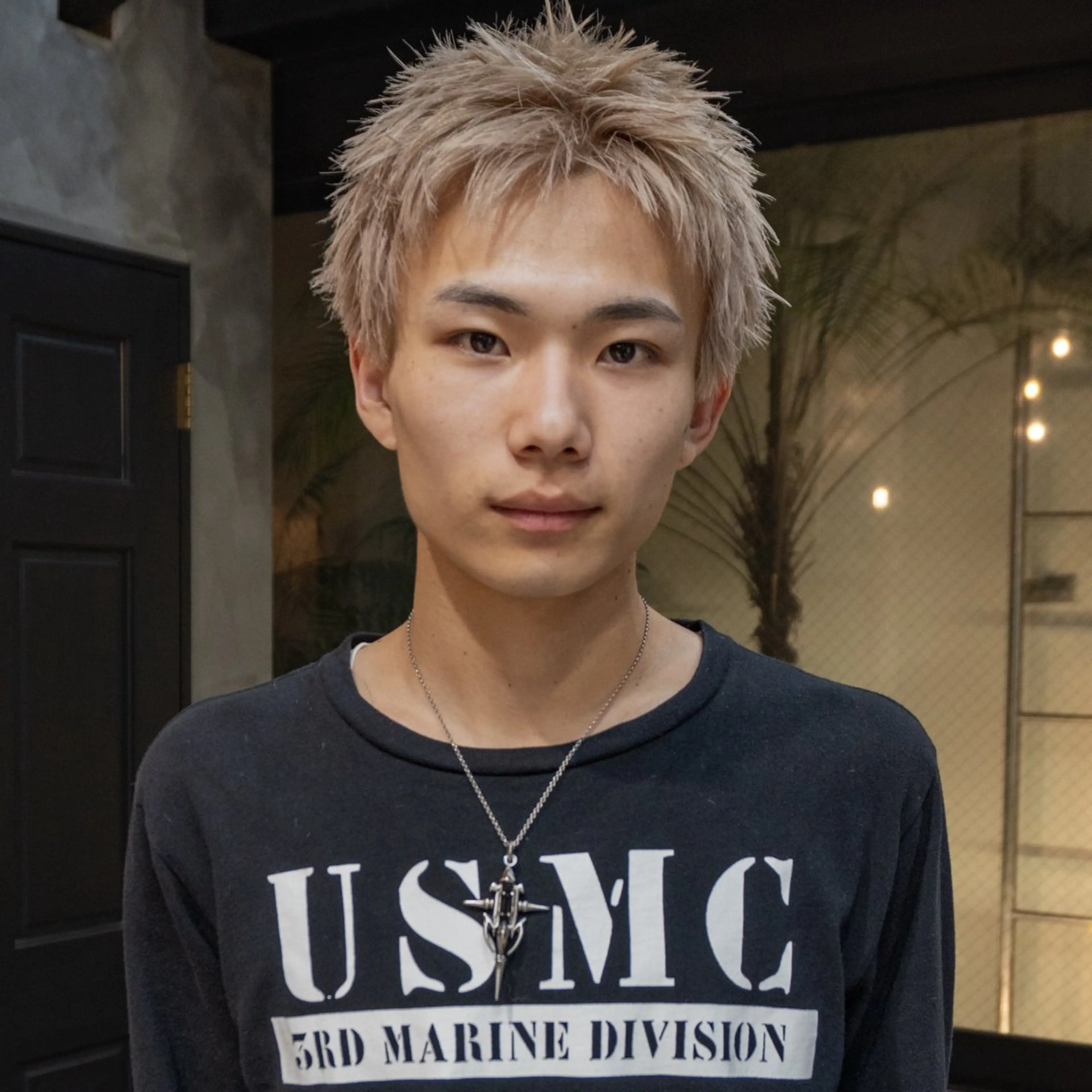 ショート カラー メンズ メンズハイトーン スパイキーショート ハイトーンカラー ショートヘア カット ヘアカラー トリートメント メンズヘア/パーマ/ SHOUTOのヘアスタイル