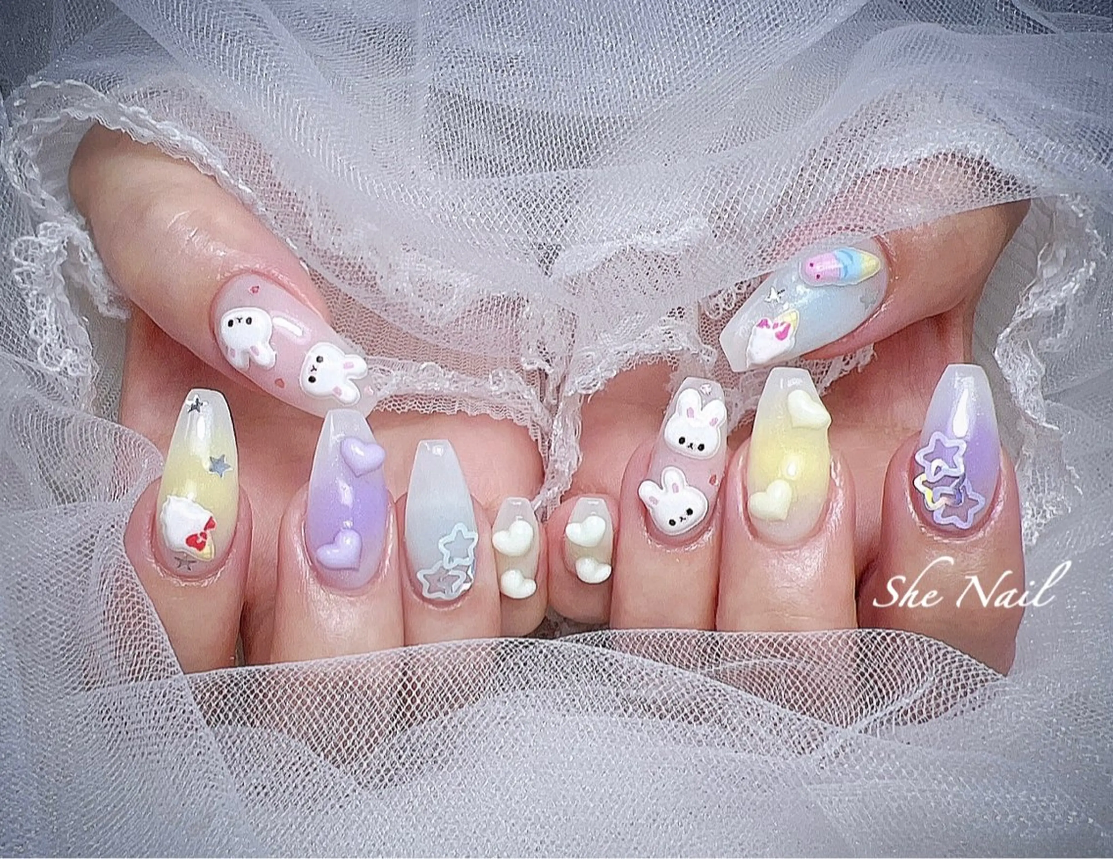 ネイル チークネイル ドット 長さ出し マグネットネイル 持ち込み ハンドネイル She   Nail所属・ISA_ BELLAのネイルデザイン