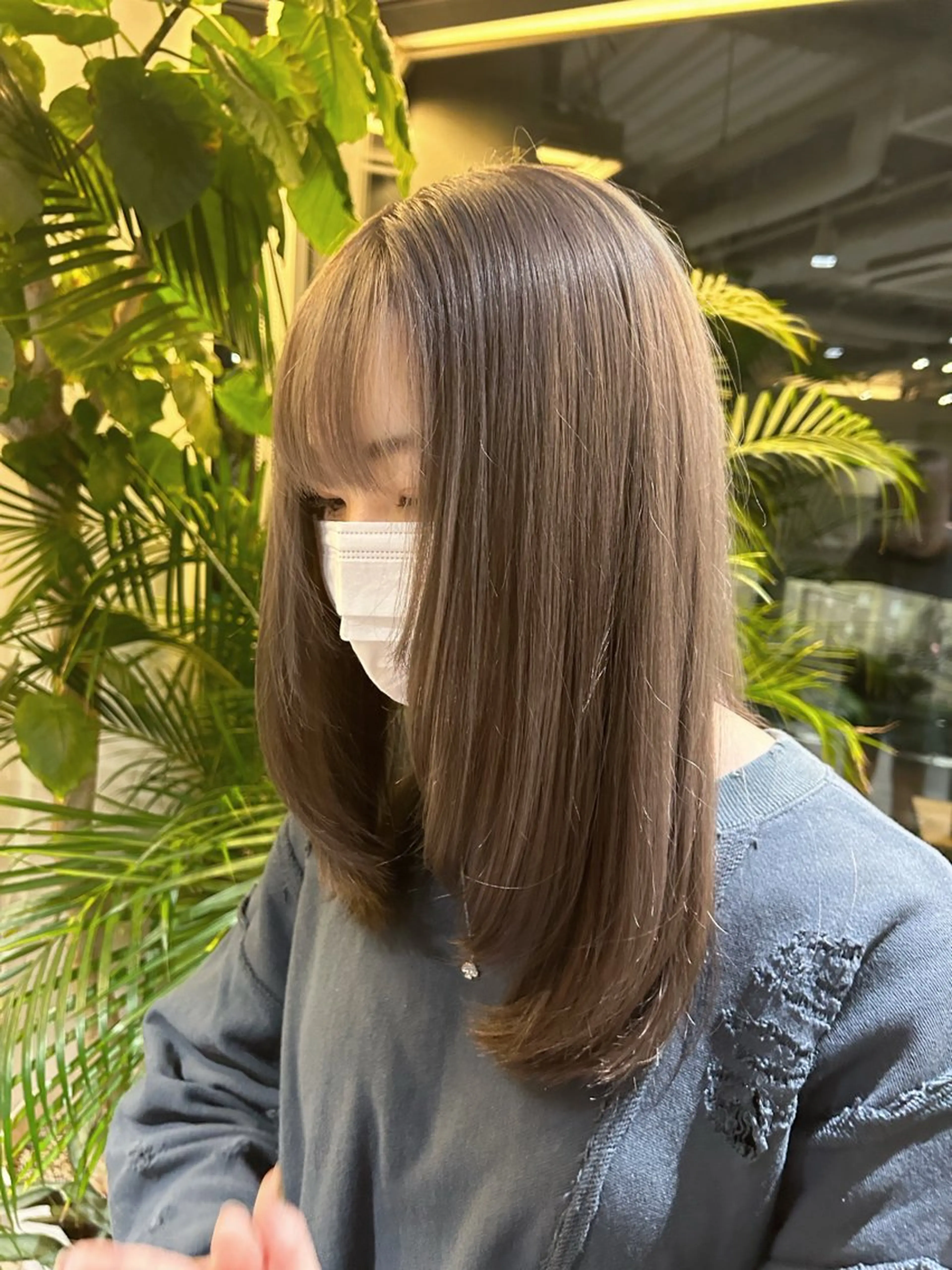 セミロング hinano ヒナノのヘアスタイル