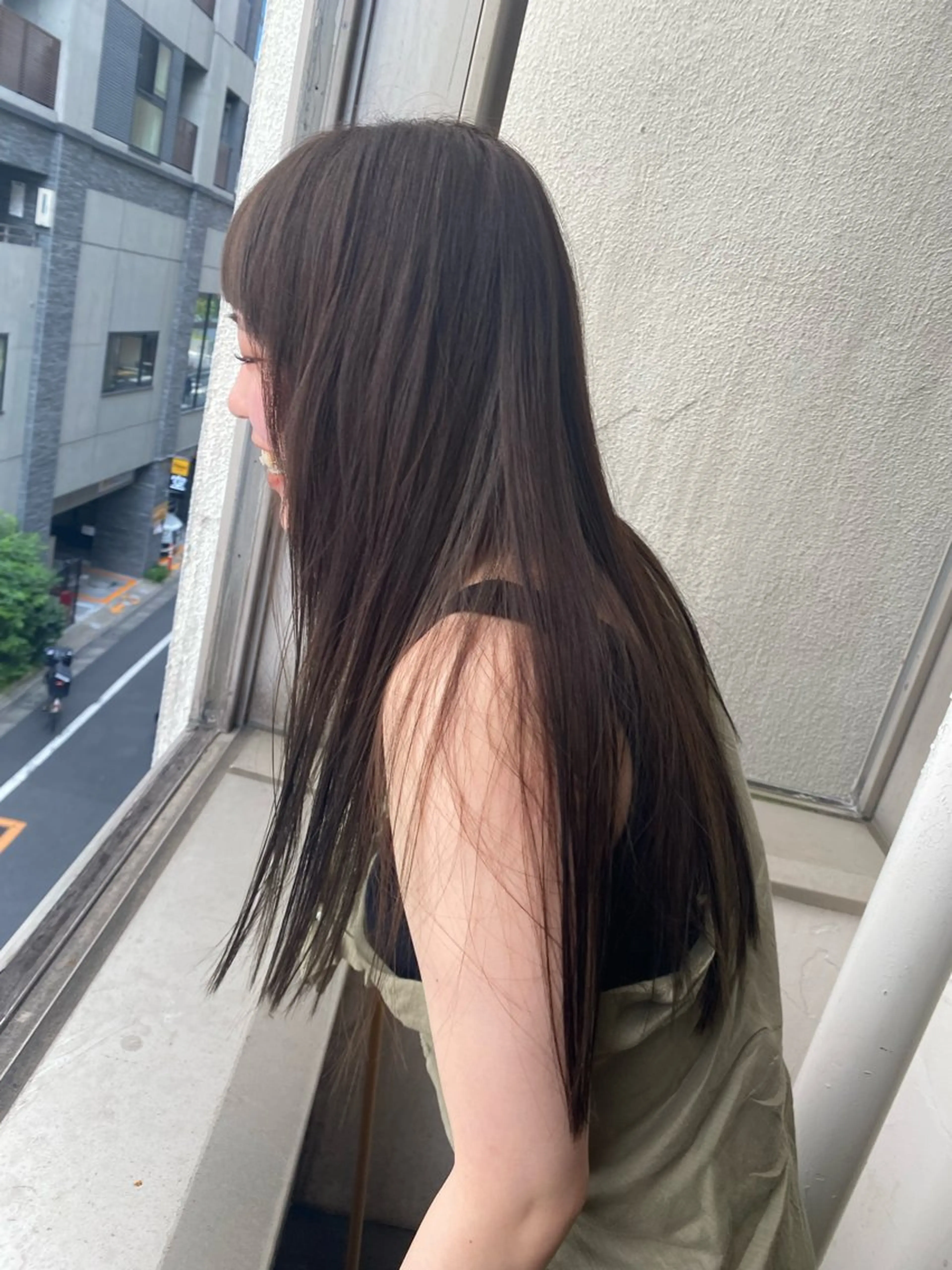 ロング カラー ベージュカラー オリーブベージュ カット ヘアカラー トリートメント BOTTOMS所属・🌸透明感艶 カラー🌸Yuukiのヘアスタイル