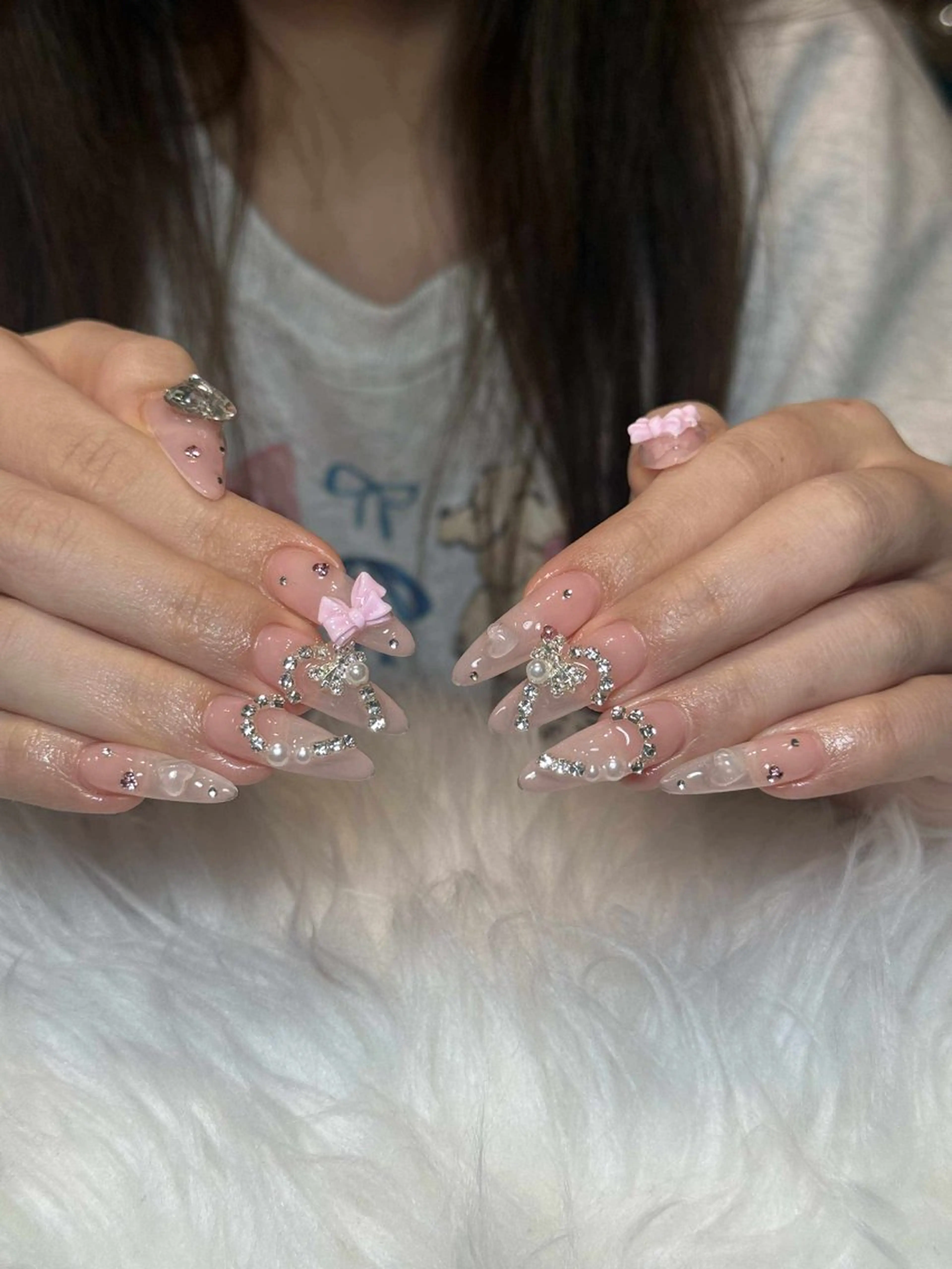 ネイル オーロラネイル ボルドー ブラウン 氷ネイル・うるうるネイル キラキラネイル ハンドネイル Julli ジュリのネイルデザイン