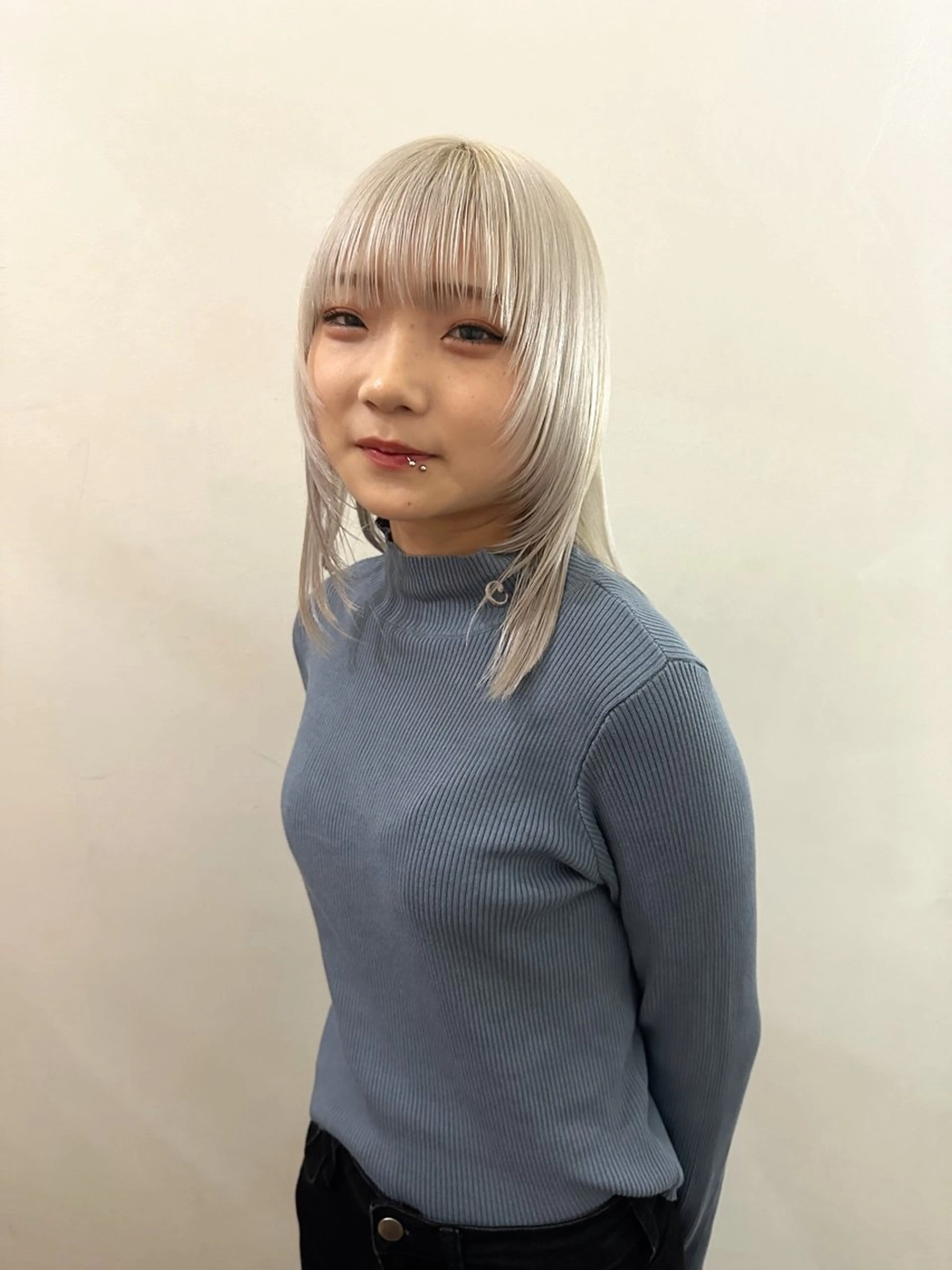 ミディアム カラー ブリーチ ダブルカラー Cinq所属・ハイライト🌟/ ボブ/豊田のヘアスタイル