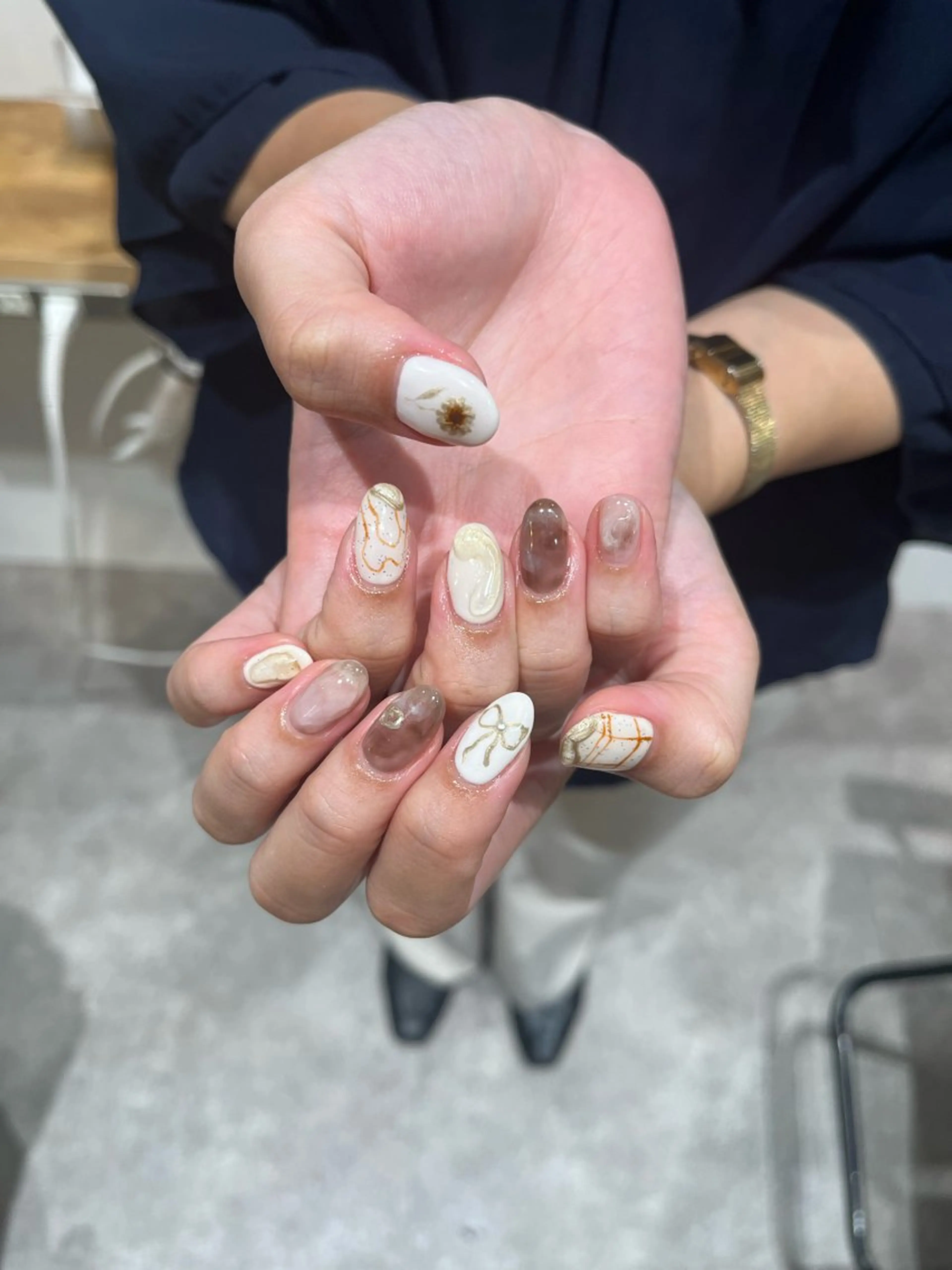 ネイル ニュアンスネイル ハンドネイル ハイトーン🦄ネイル 💞のぶちのネイルデザイン