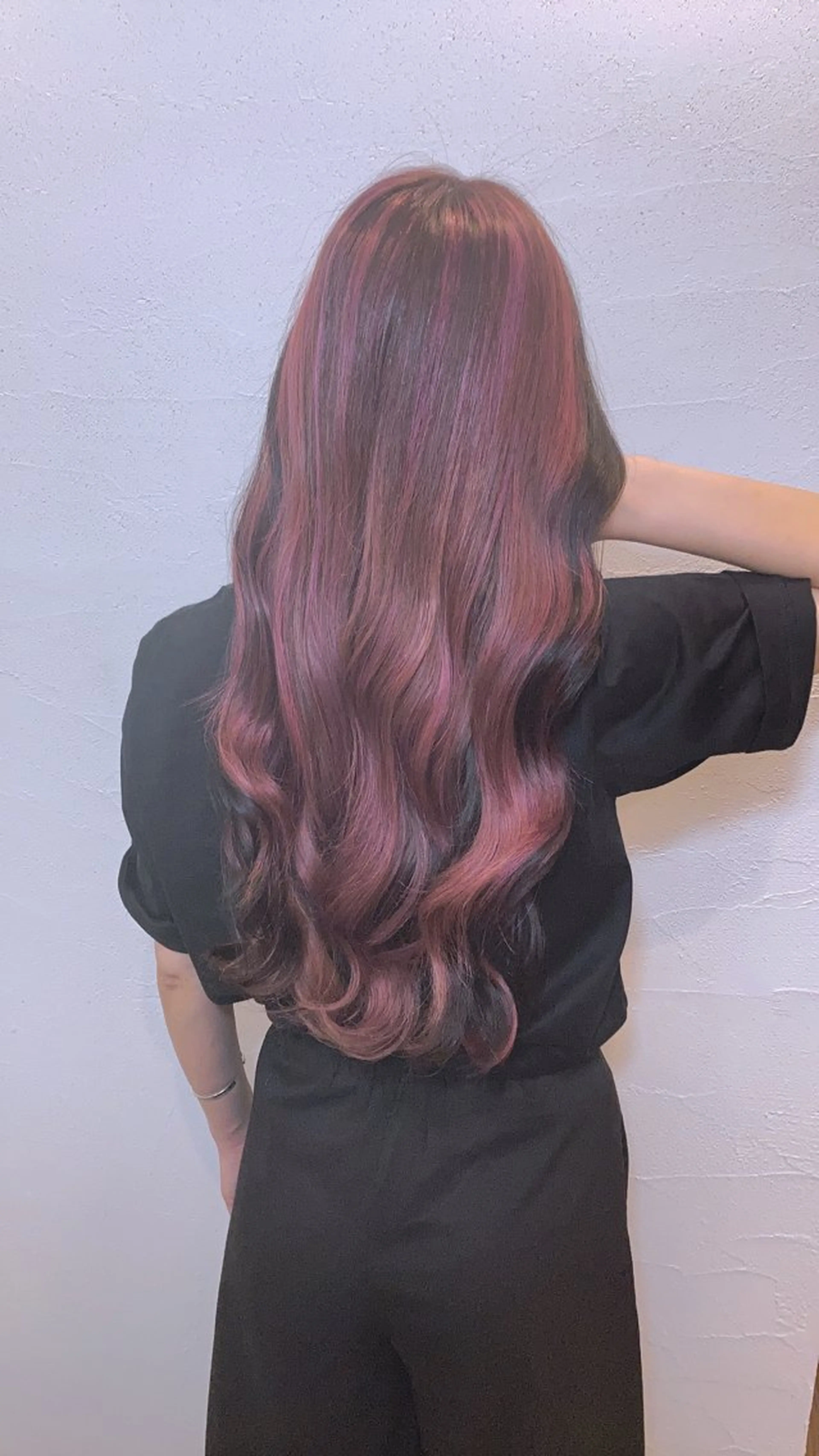 ロング ✨最安値✨エクステ カラー🌼つきな🌼のヘアスタイル