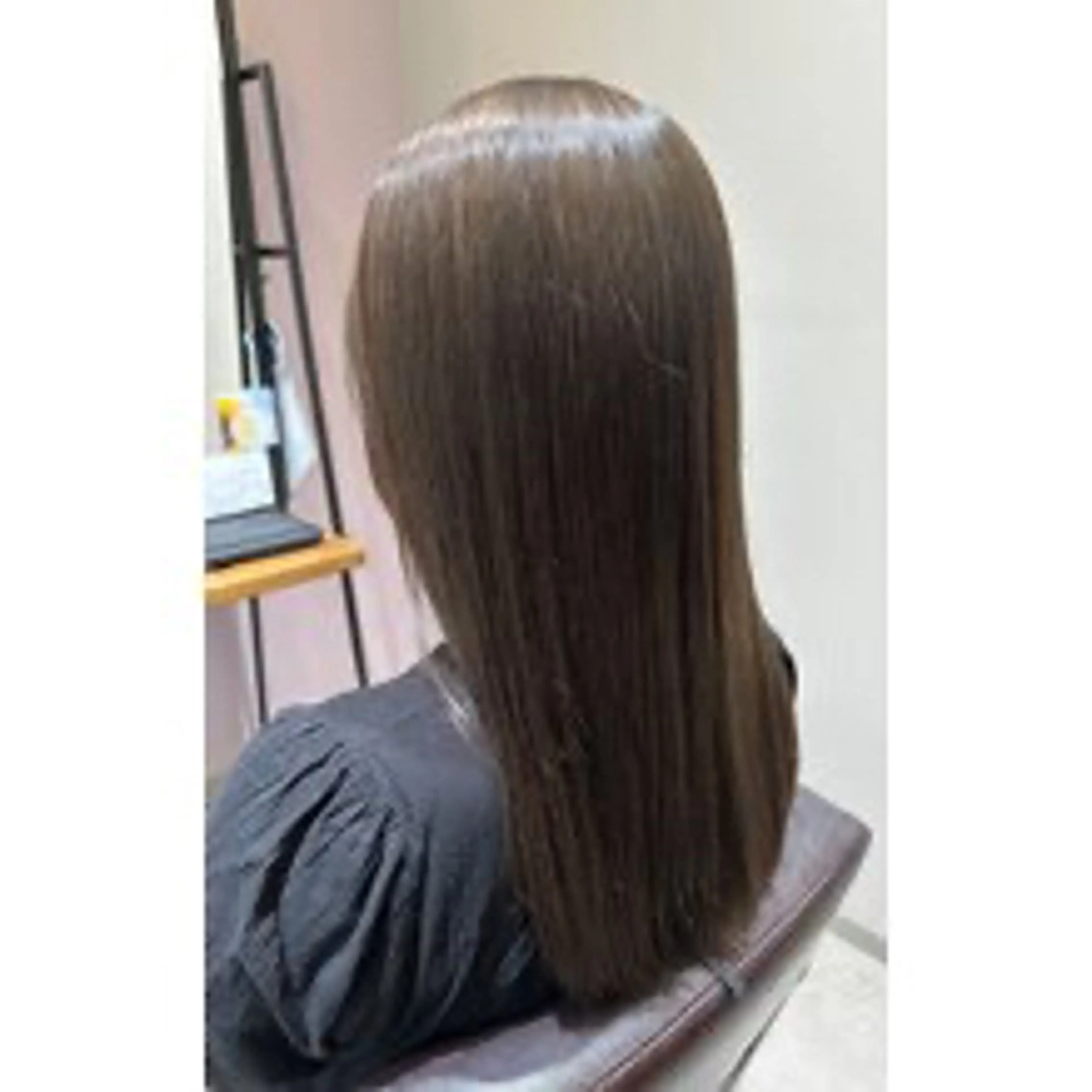 カラー 梶 瑞希のヘアスタイル