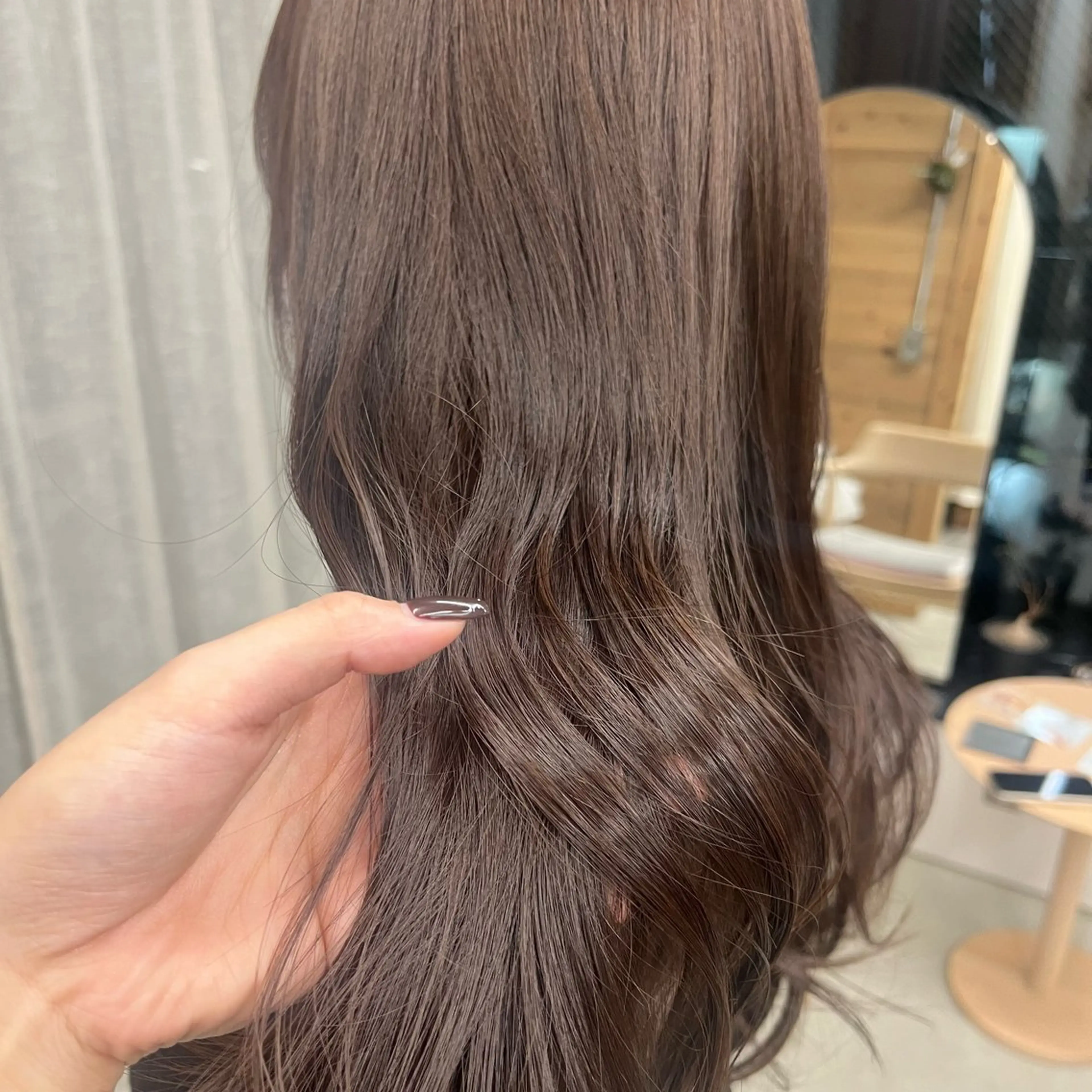 セミロング カット ヘアカラー トリートメント SiLO yuri andoのヘアスタイル