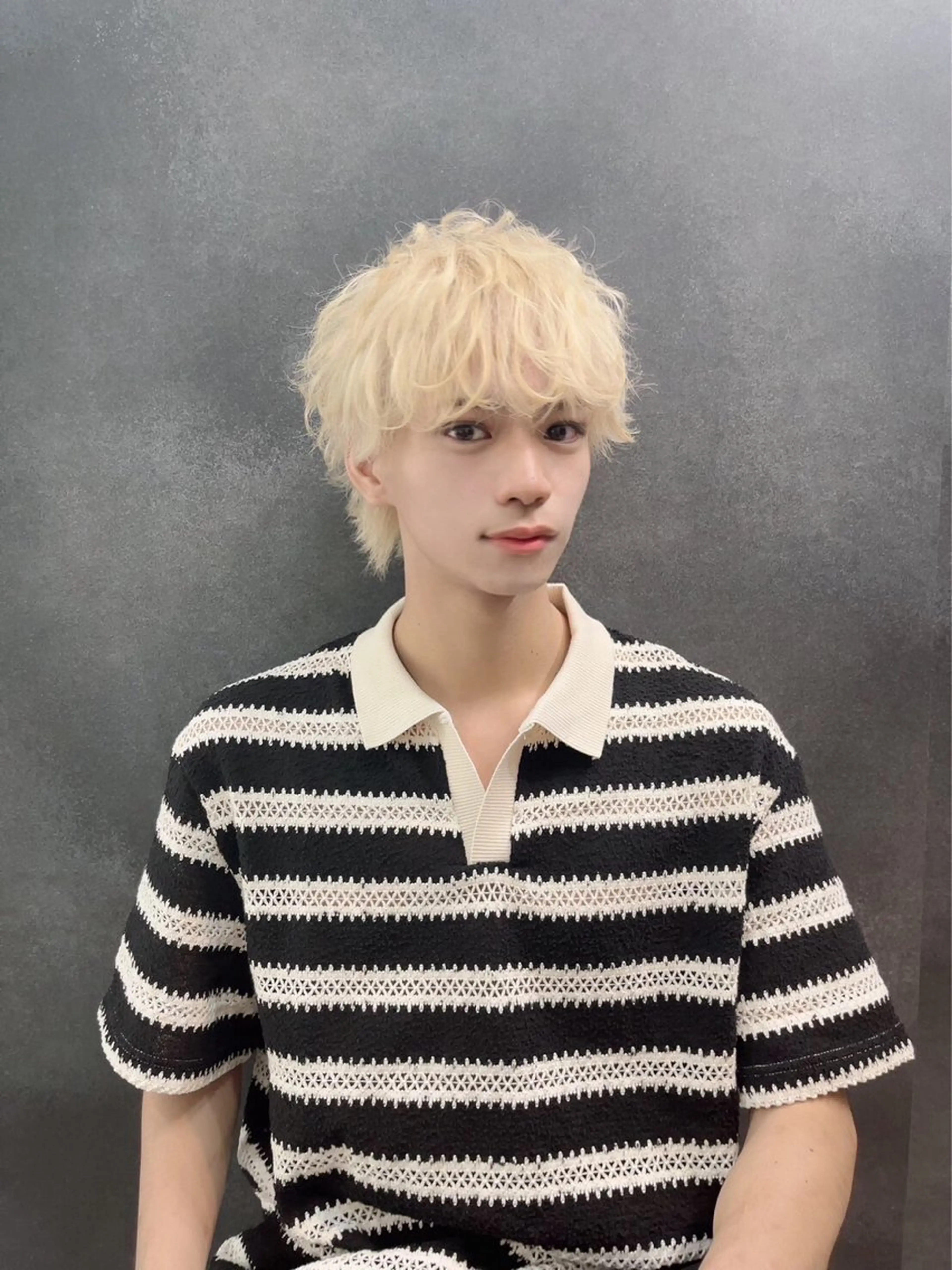 カラー メンズ ブロンド ホワイトブロンド メンズカットカラー 心斎橋/松平和樹のヘアスタイル