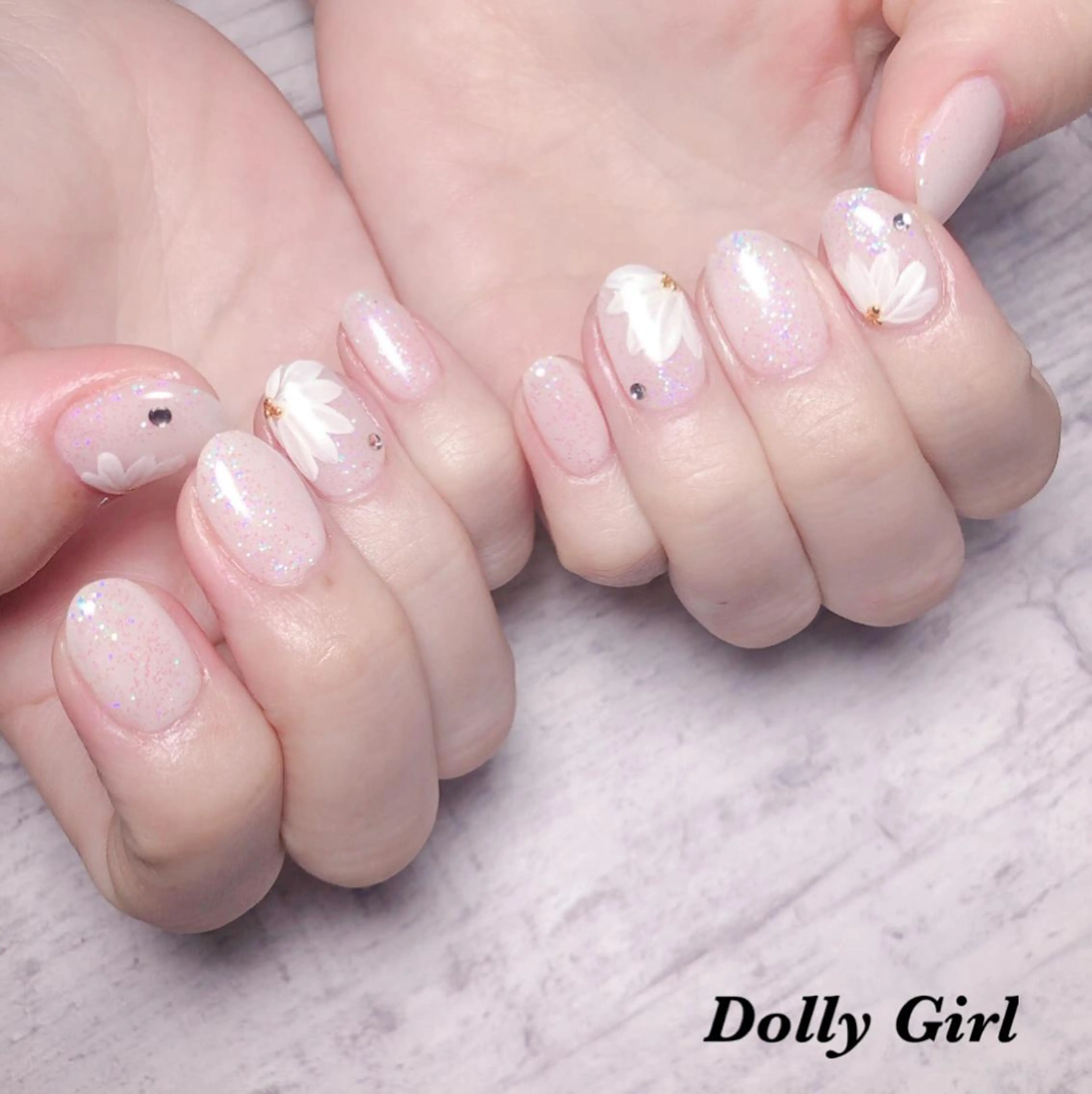 ネイル 個室ネイルサロンDolly  Girl〜ドーリーガール〜所属・DollyGirl KYOKOのネイルデザイン