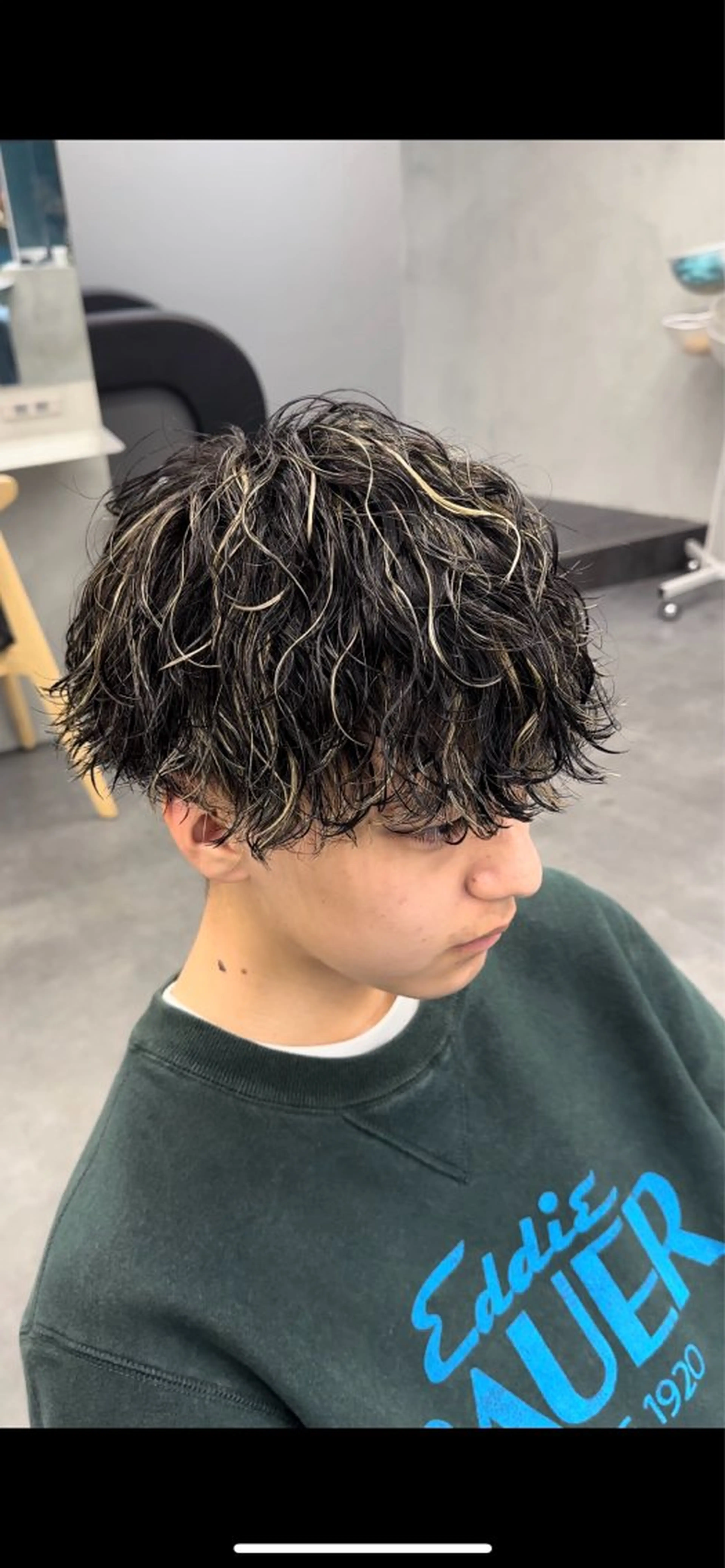 パーマ メンズ メンズパーマ ツイストスパイラルパーマ 波巻きパーマ ニュアンスパーマ スパイラルパーマ fifth リュウセイのヘアスタイル