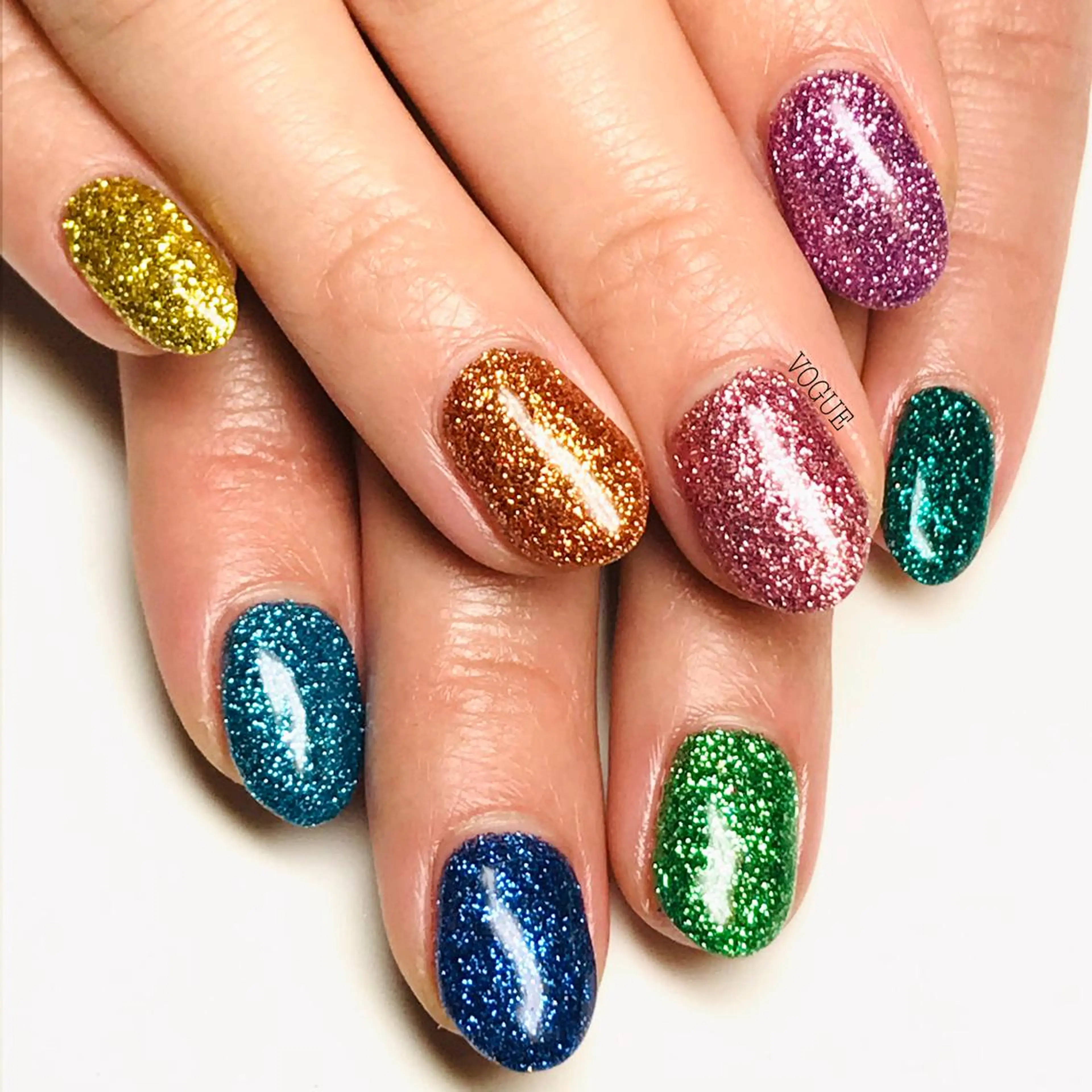 ネイル ラメ(グリッター) ハンドネイル VOGUE ×SWANのネイルデザイン