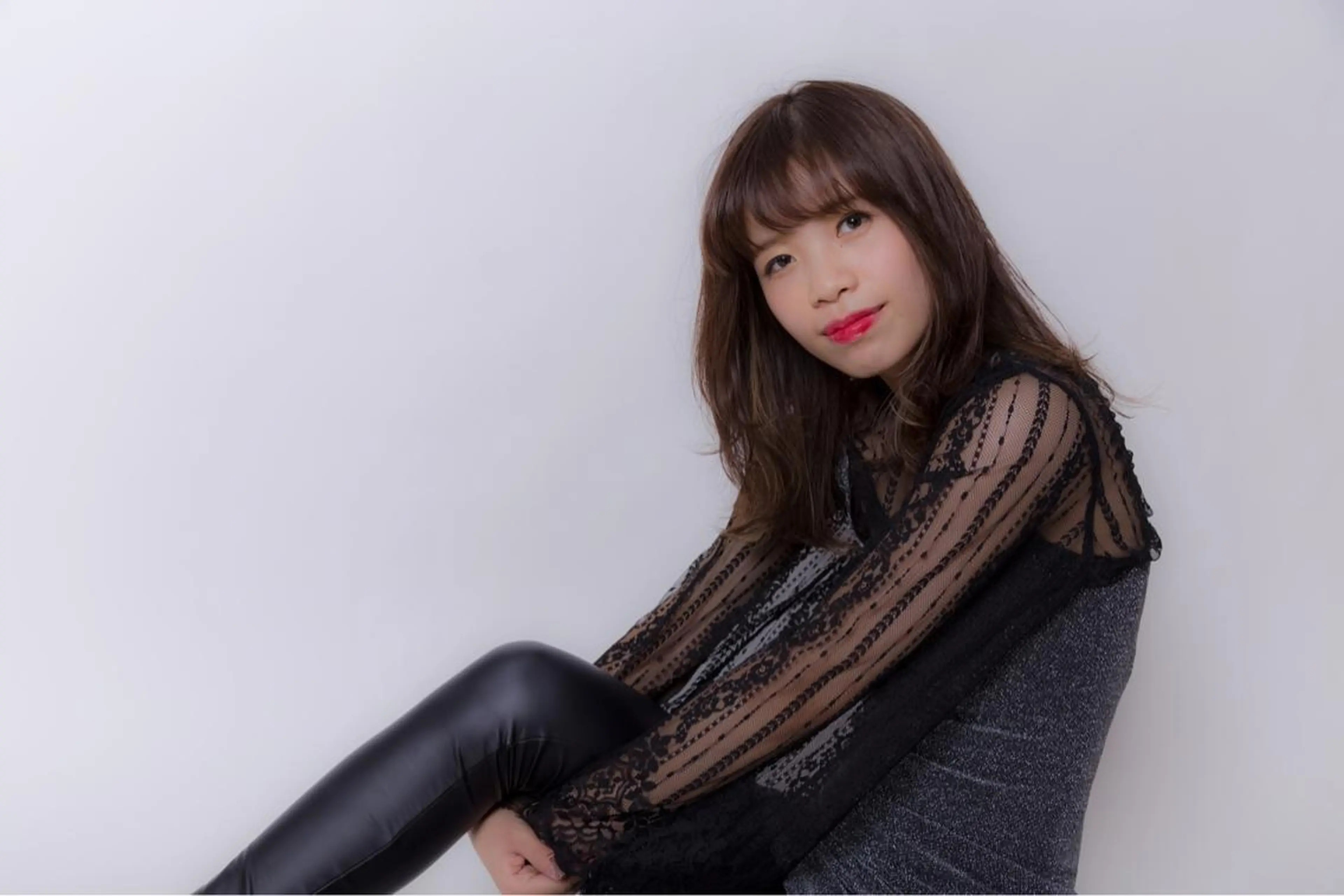 ミディアム カラー カット ヘアカラー トリートメント 平川 友希子のヘアスタイル