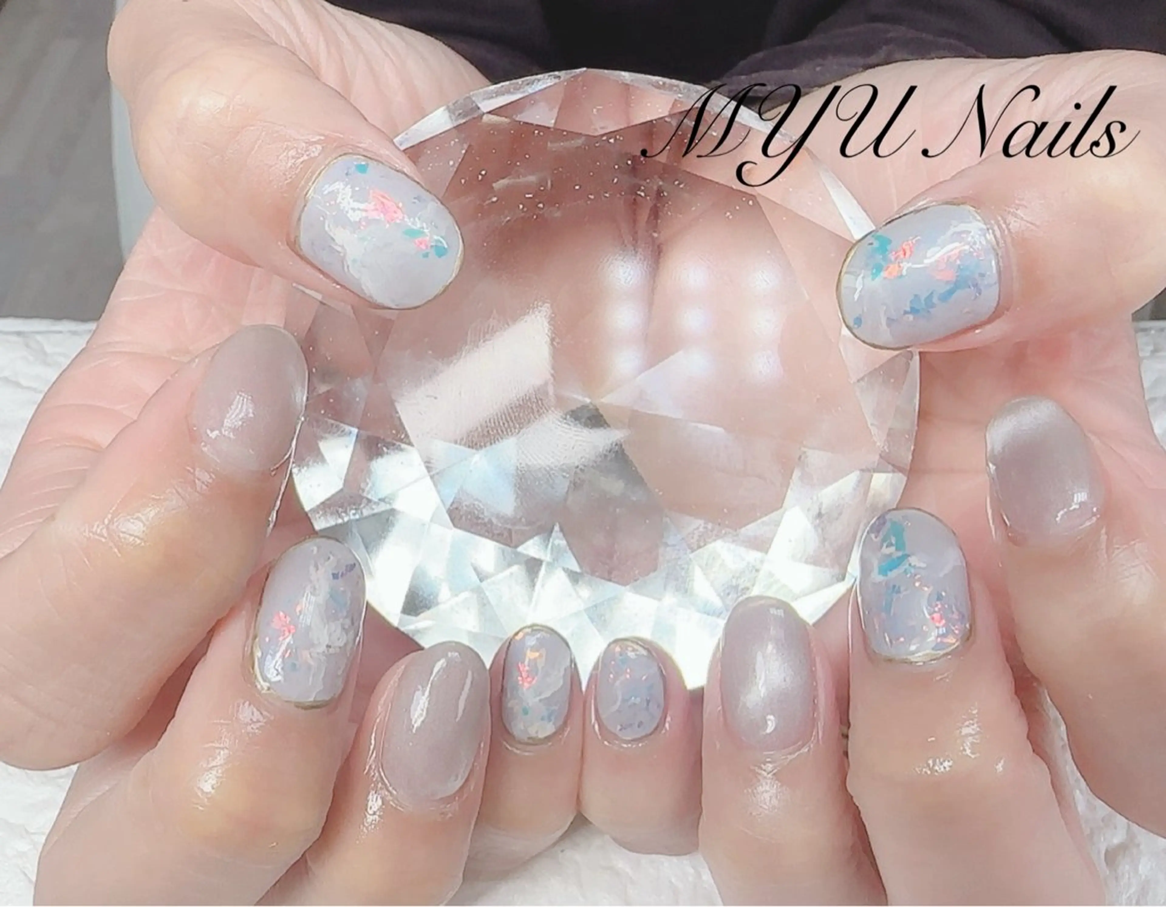 ネイル ジェルネイル キラキラネイル 大理石ネイル(マーブル) 持ち込み ニュアンスネイル ハンドネイル MYU Nails所属・MYU Nailsのネイルデザイン