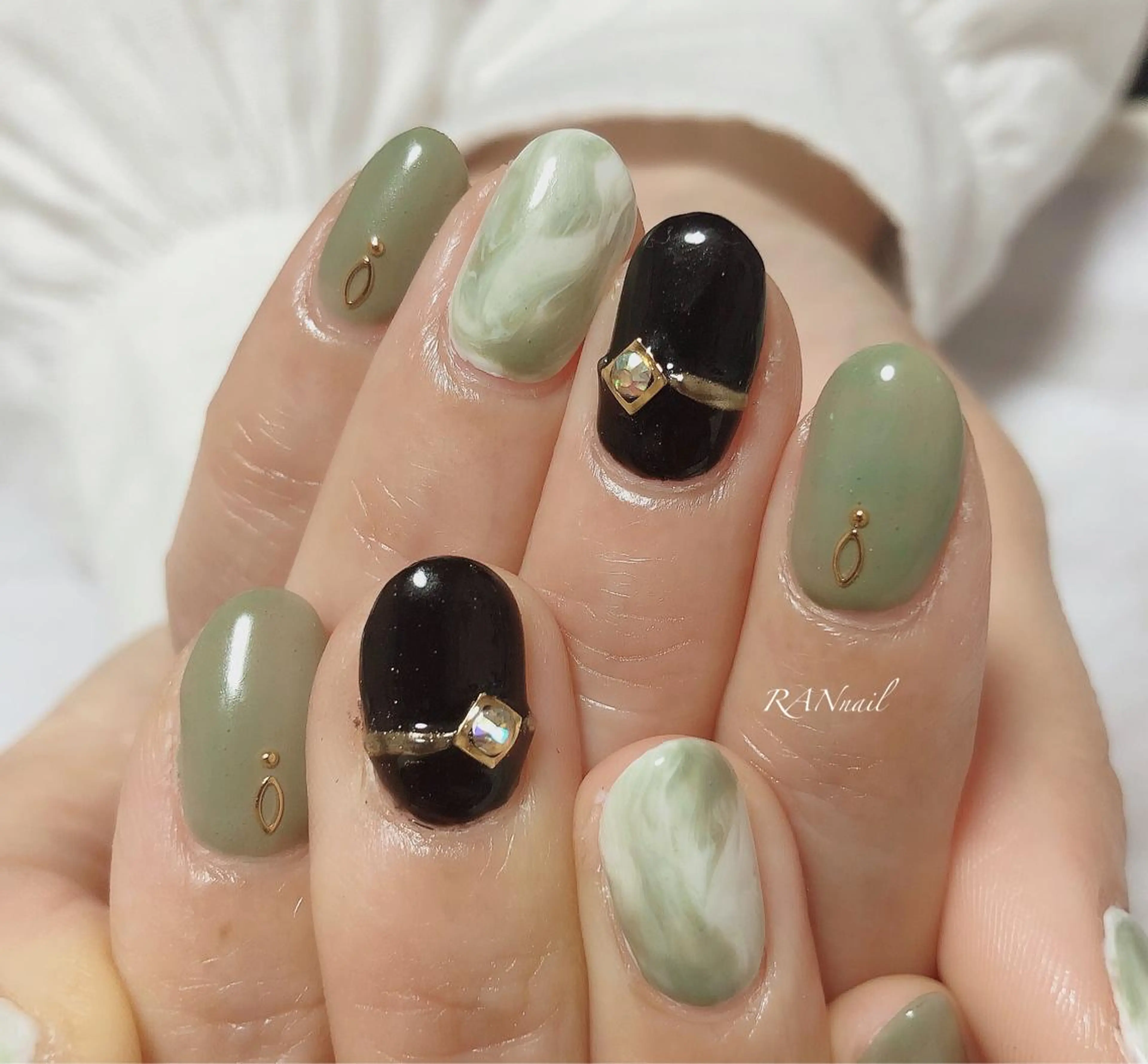 ネイル フットネイル ニュアンスネイル オフィスネイル ピスタチオネイル 春ネイル RAN nail 〜ランネイル〜所属・RAN nailのネイルデザイン