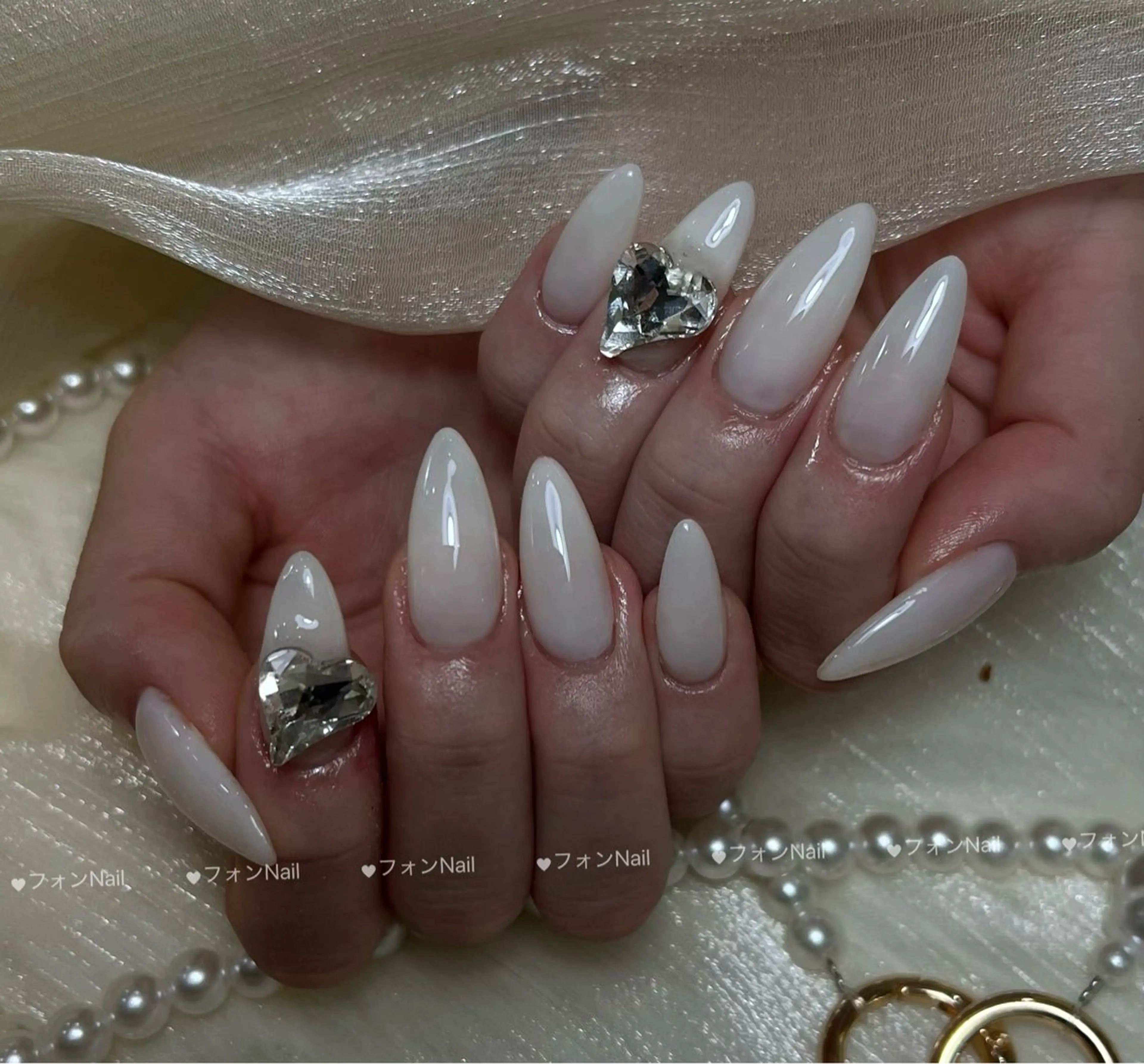 ミディアム フォン NAILのネイルデザイン
