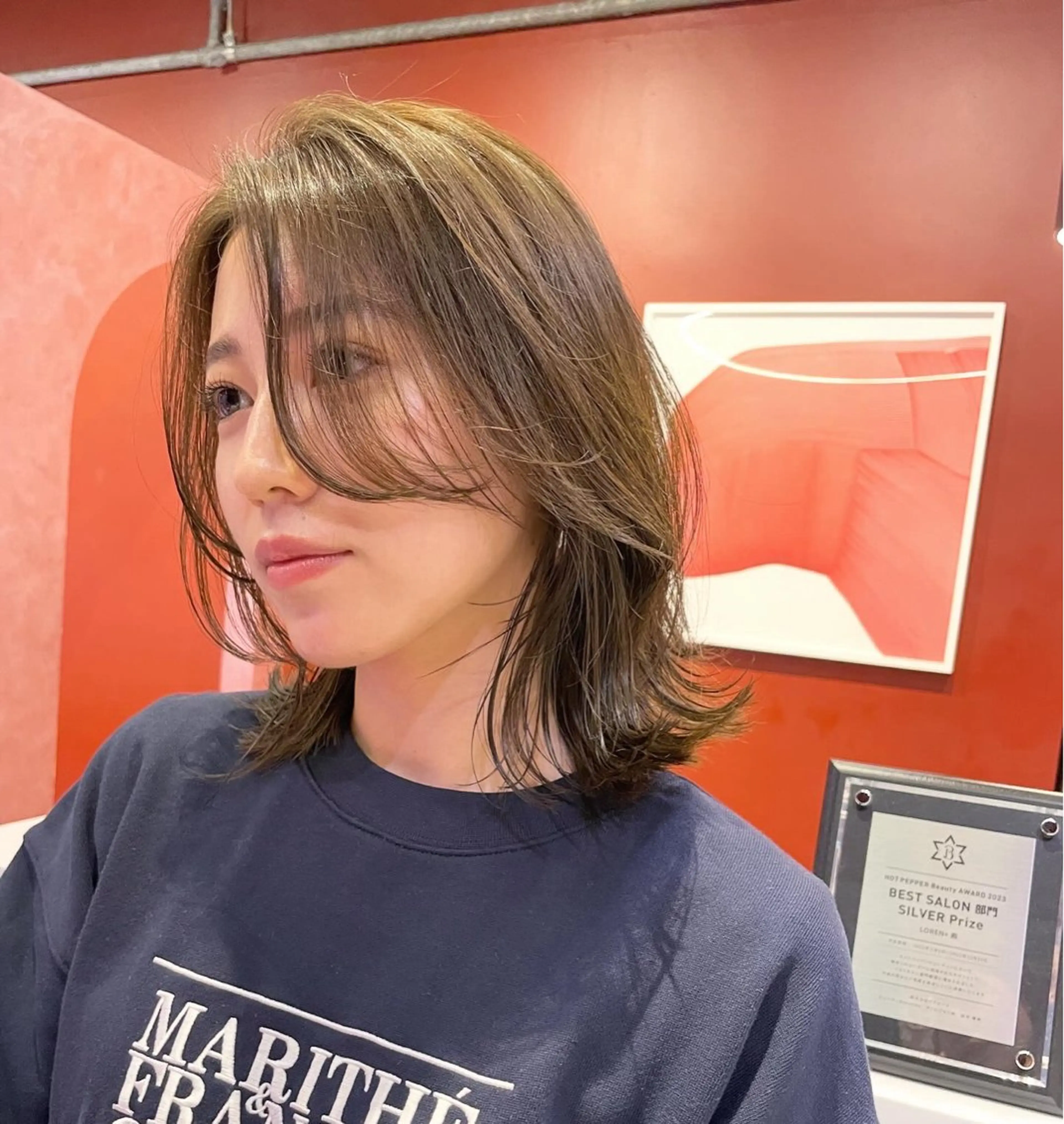 ミディアム 🤍LOREN エリコ🌈のヘアスタイル