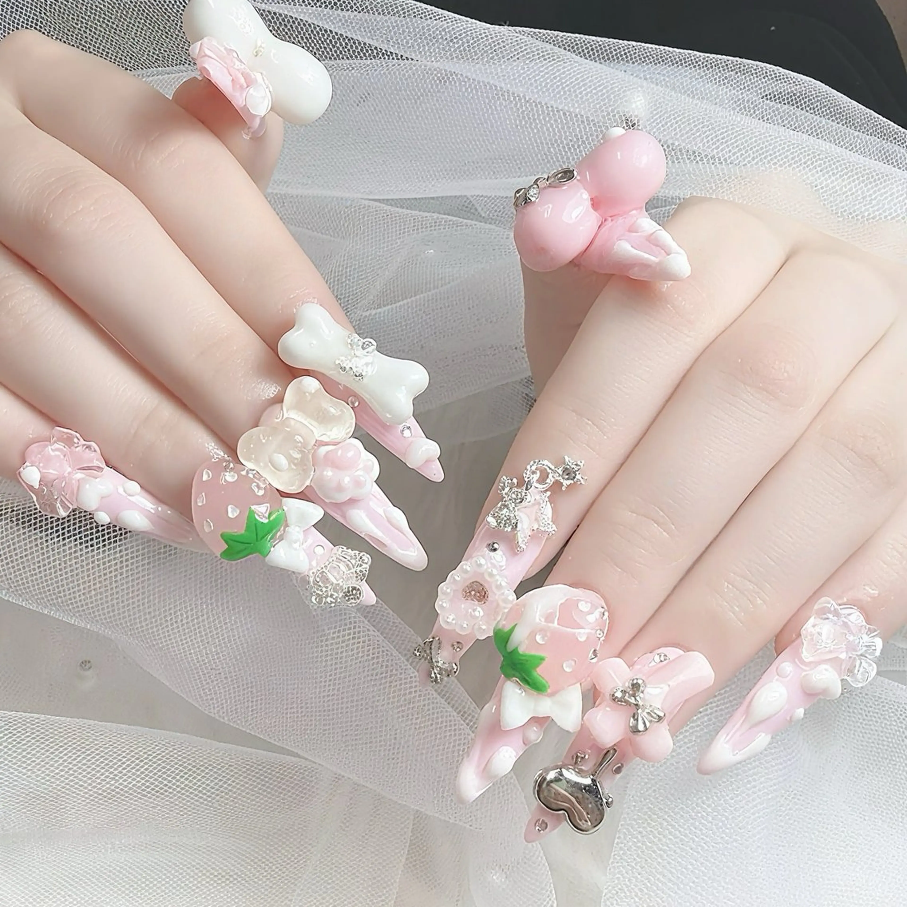 ネイル ピンク リボン ハンドネイル ハンドケア Gote Kawa nail salonのネイルデザイン