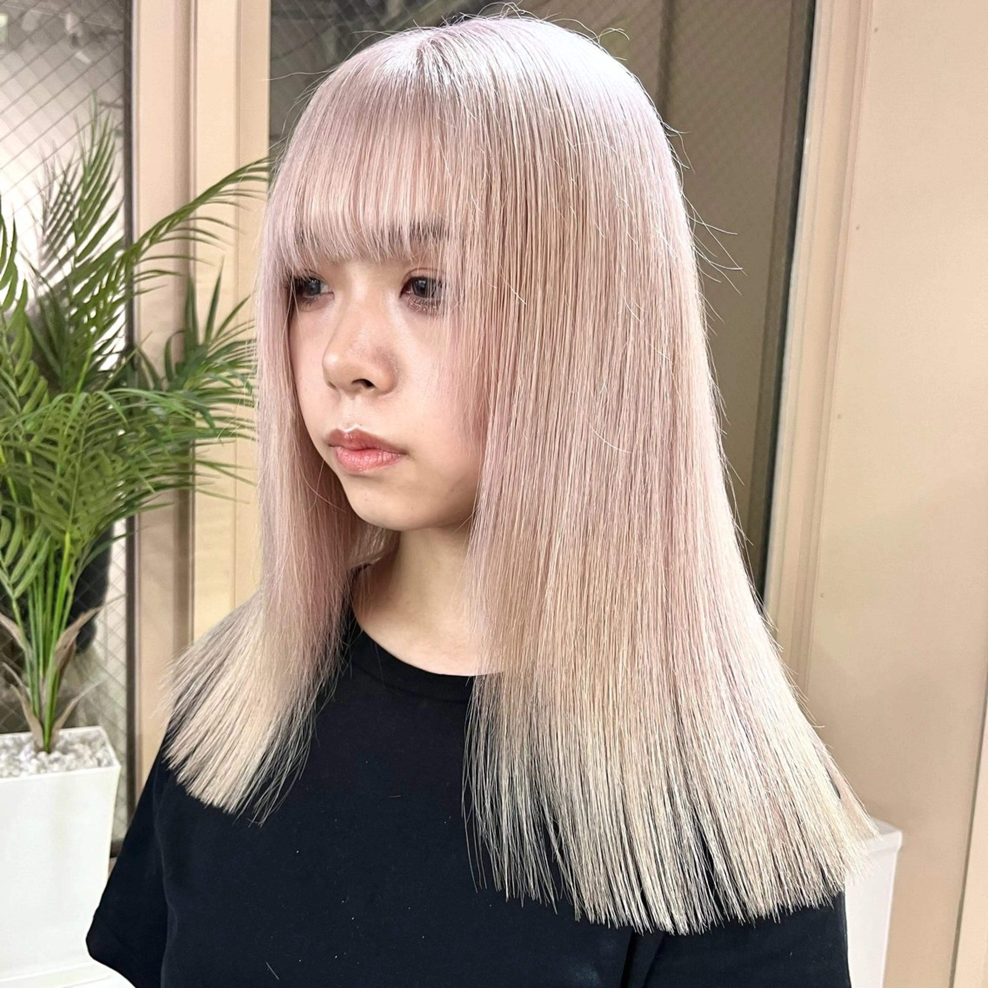 カラー カット ヘアカラー トリートメント ヘアセット 渋谷🎨ハイトーン ×エクステ🎨レンのヘアスタイル