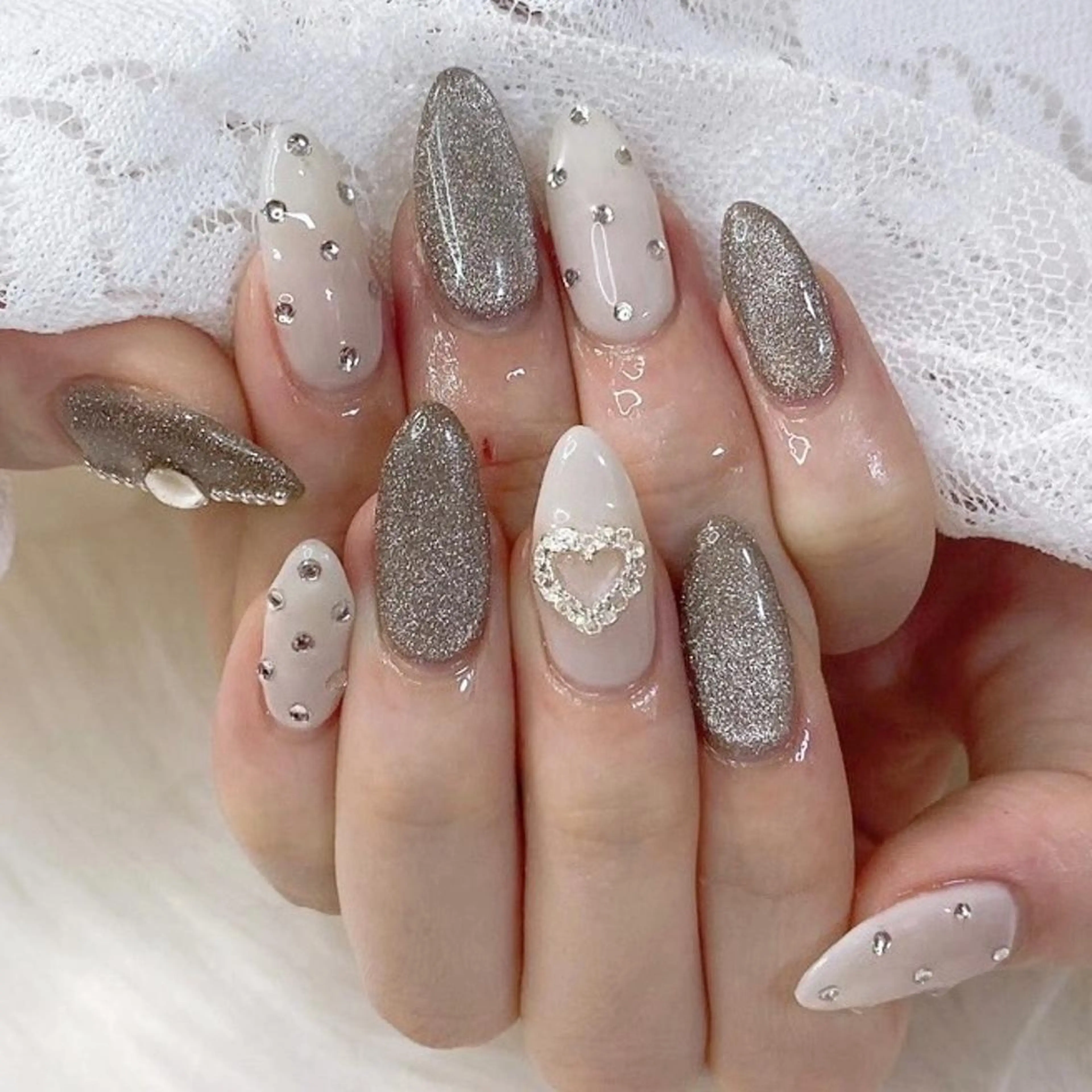 ネイル Nail salon Honey Beeのネイルデザイン