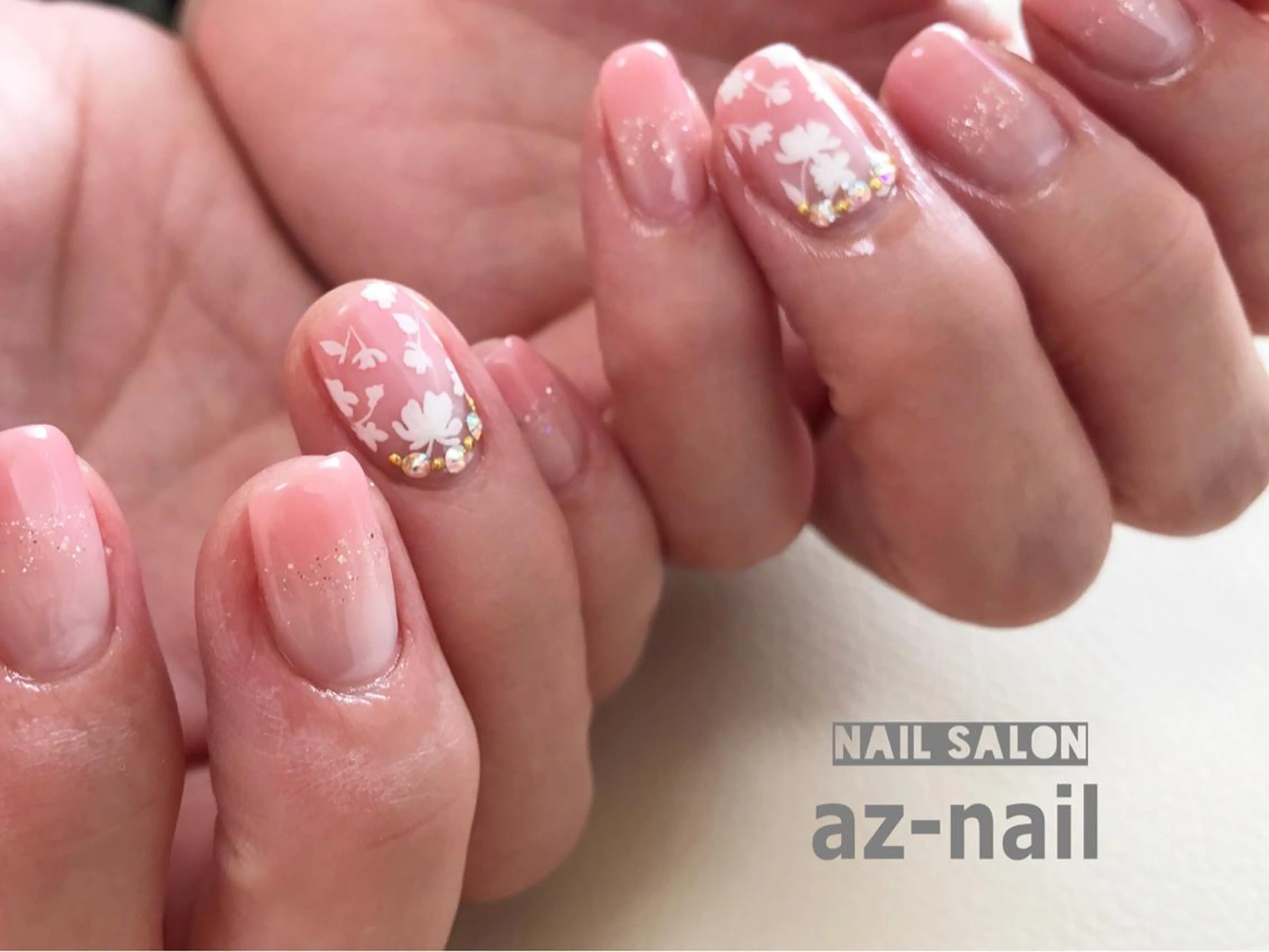 ネイル 井上 梓のネイルデザイン