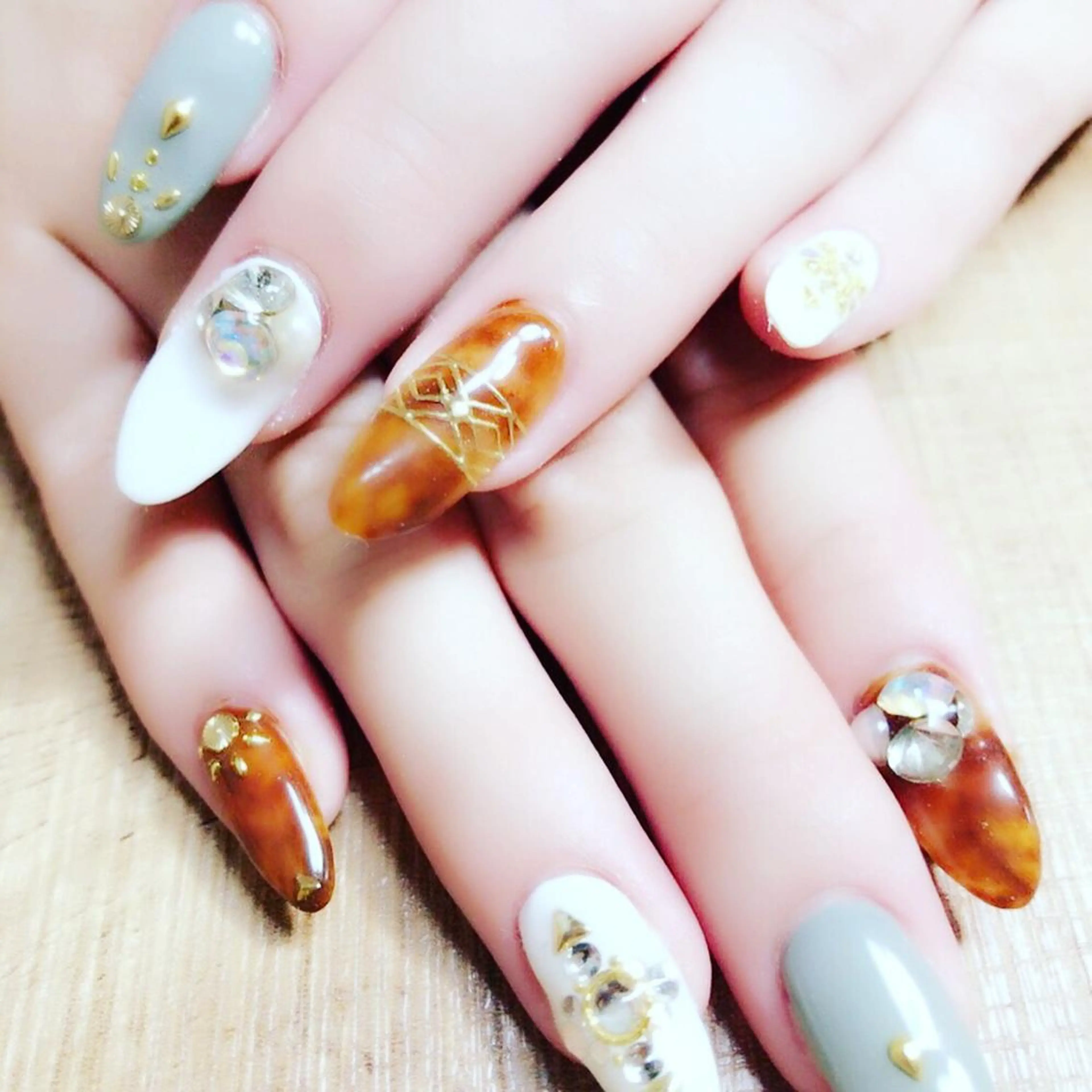 ネイル 安藤 Charlotteのネイルデザイン