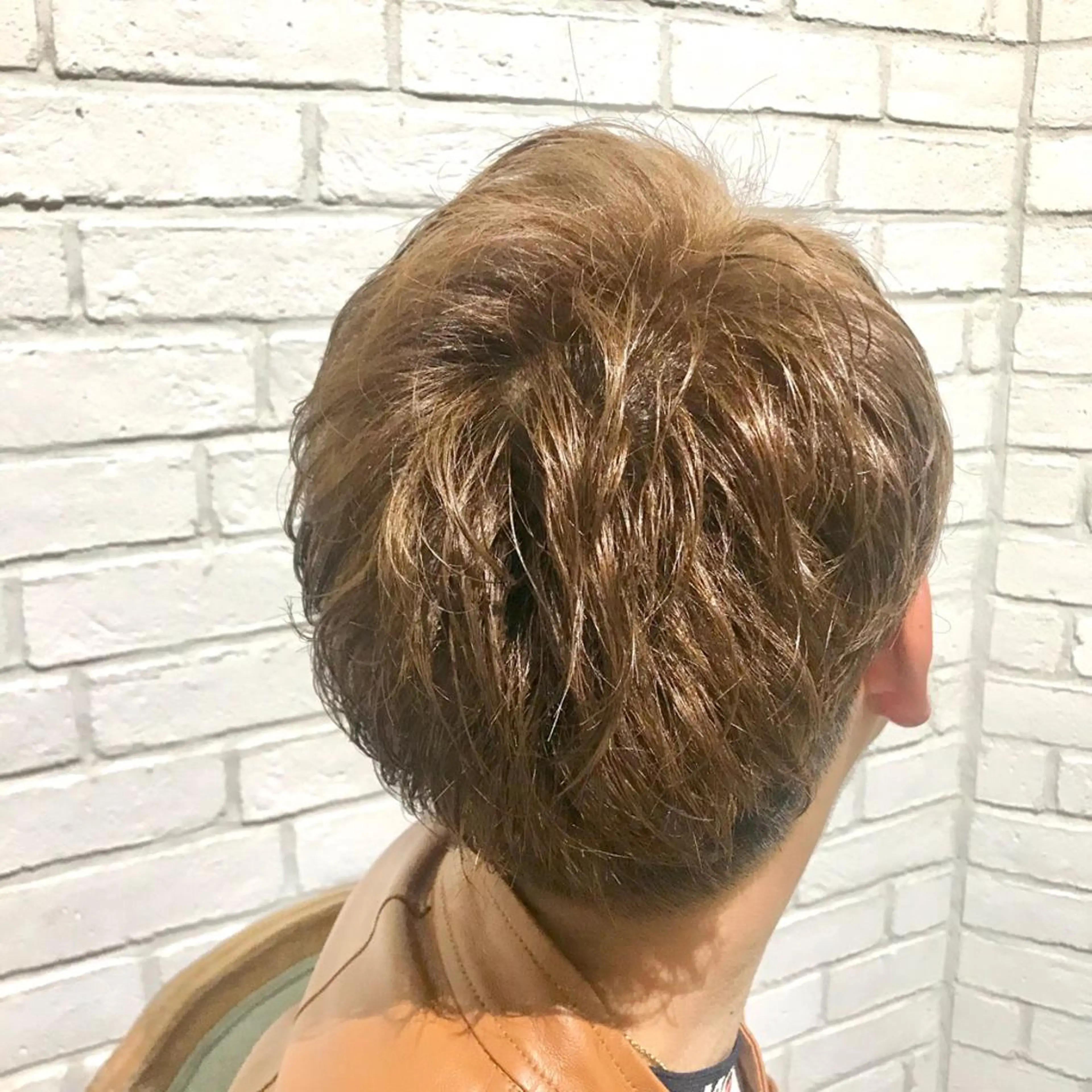メンズ メンズブリーチ 🪻花屋併設🪻秀島 有紀のヘアスタイル
