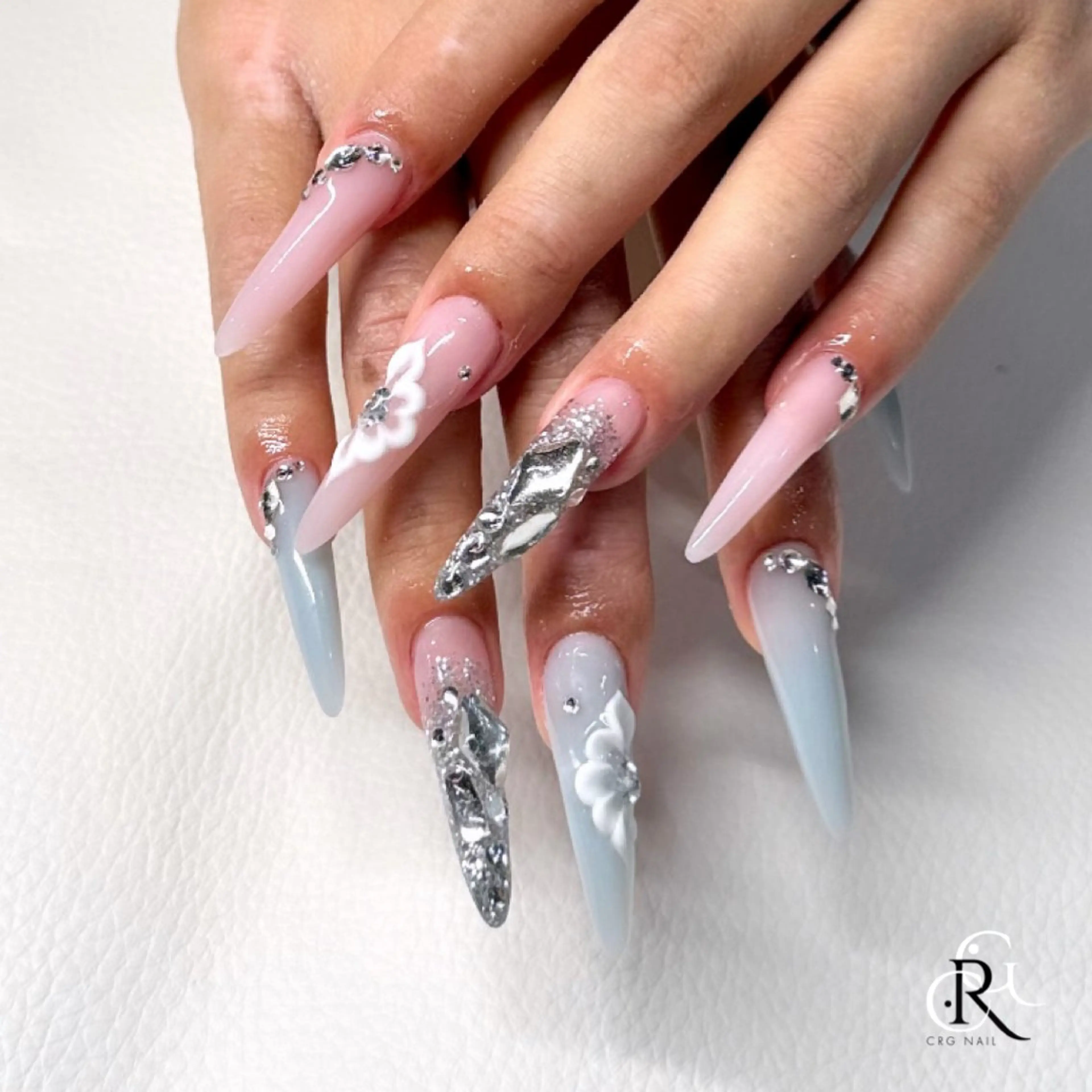 ネイル ハンドネイル 美フォルム✨ CRG　RURIのネイルデザイン