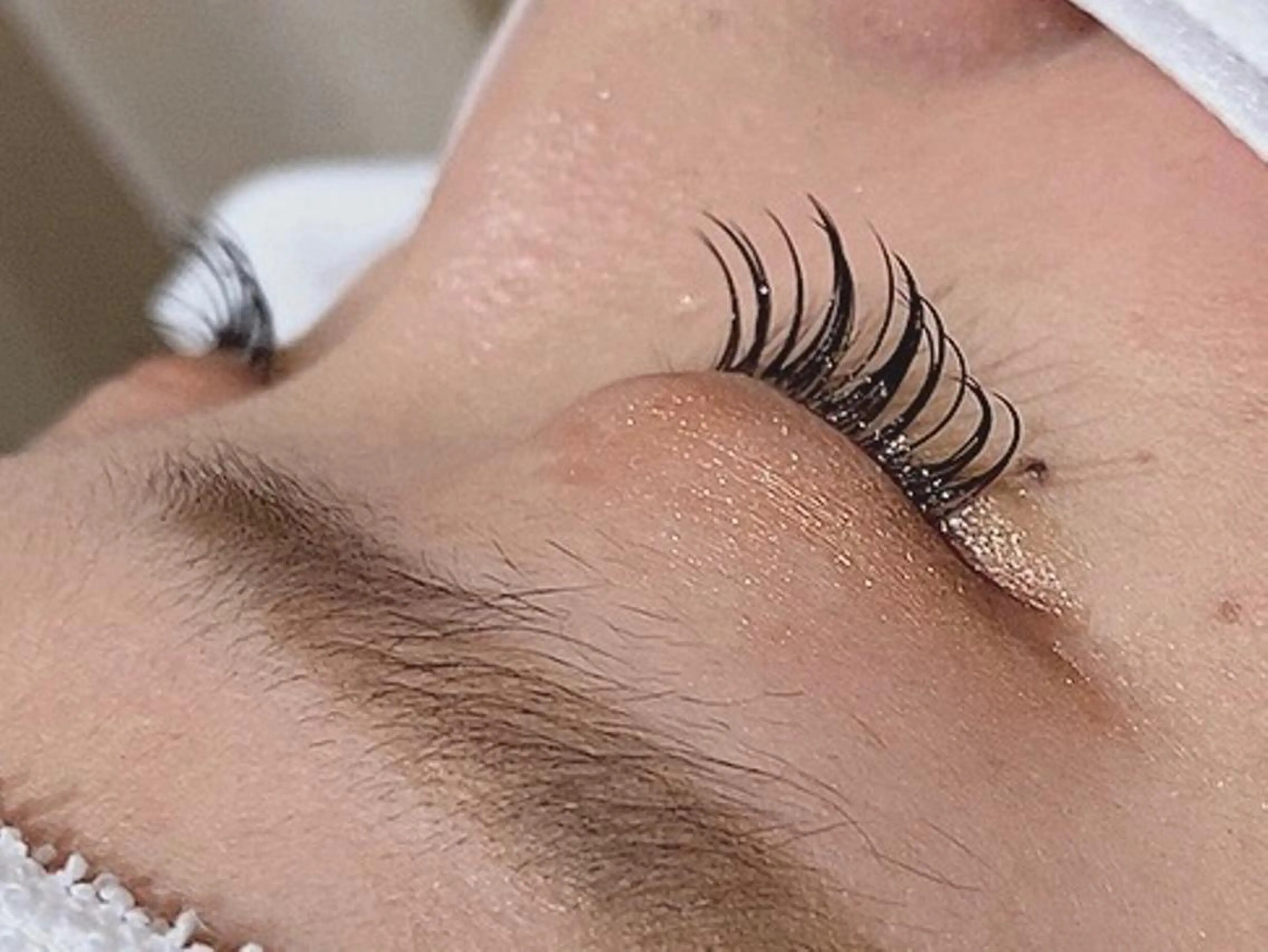 マツエク・マツパ 田上 (たのうえ)のヘアスタイル