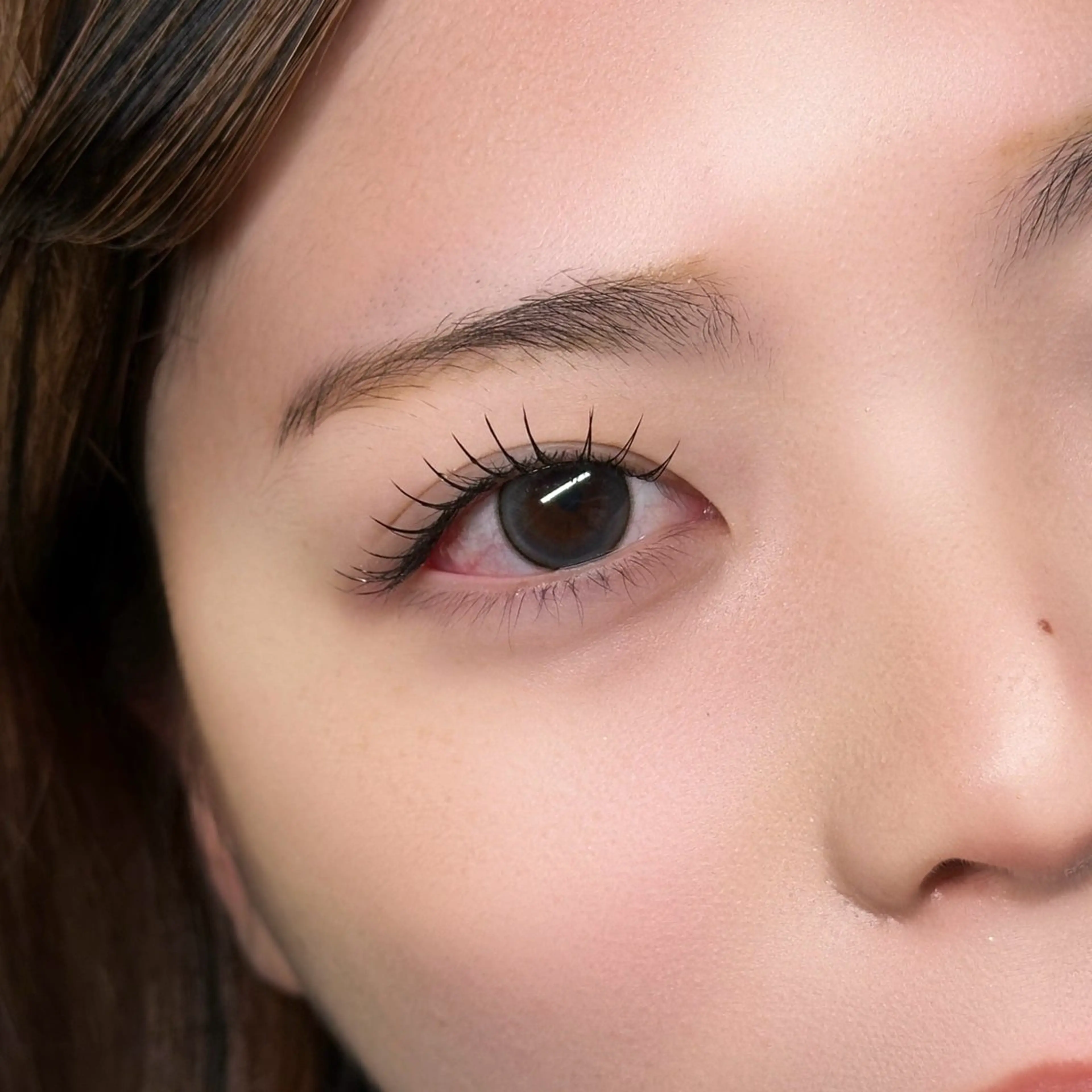 初回オフ無料《下がりまつ毛も上向きに》傷まないアップワードラッシュ✨フラットラッシュ120本まで。の写真