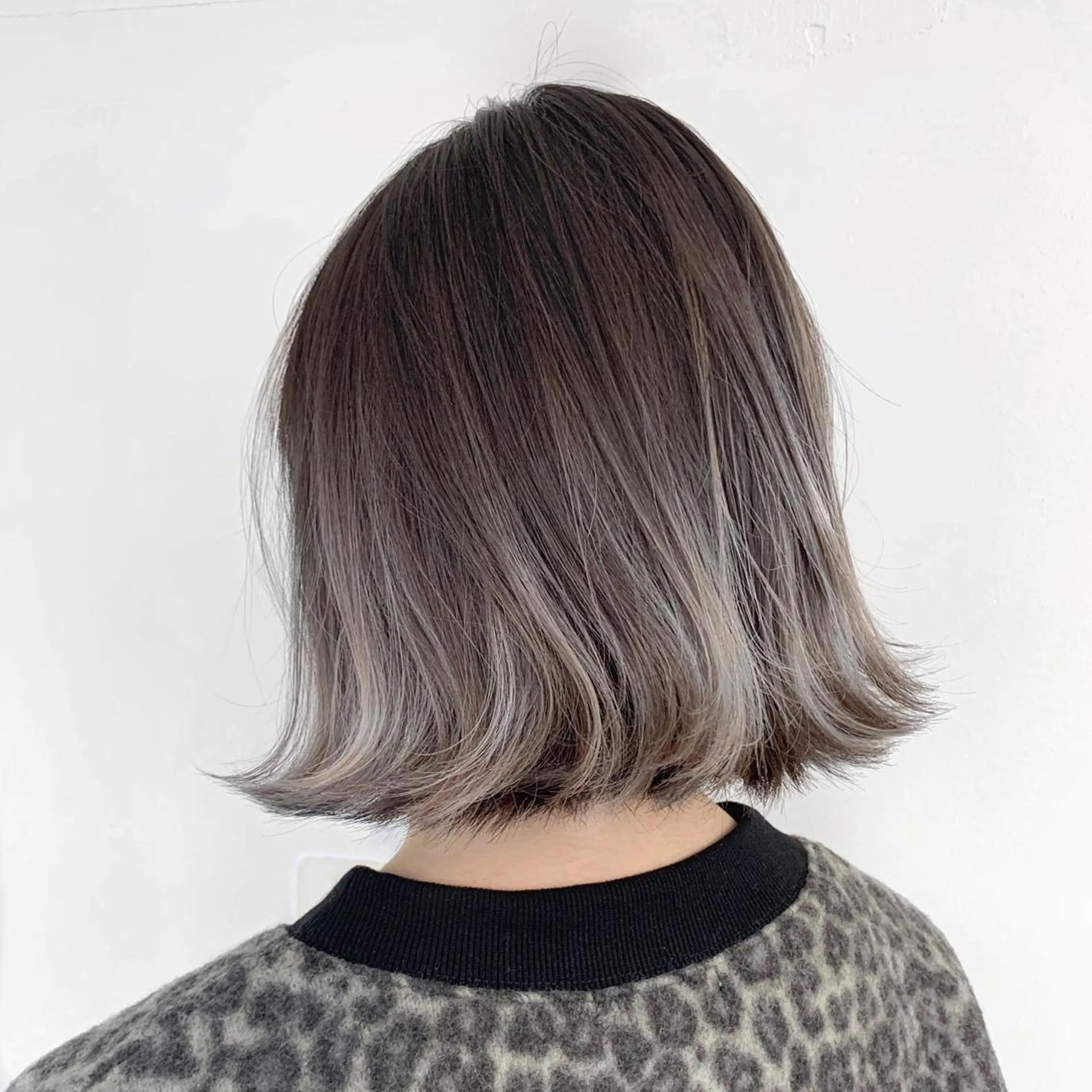 ミディアム アッシュ ヘアカラー トリートメント ヘッドスパ 🌿海外Style・ KOHEIのヘアスタイル