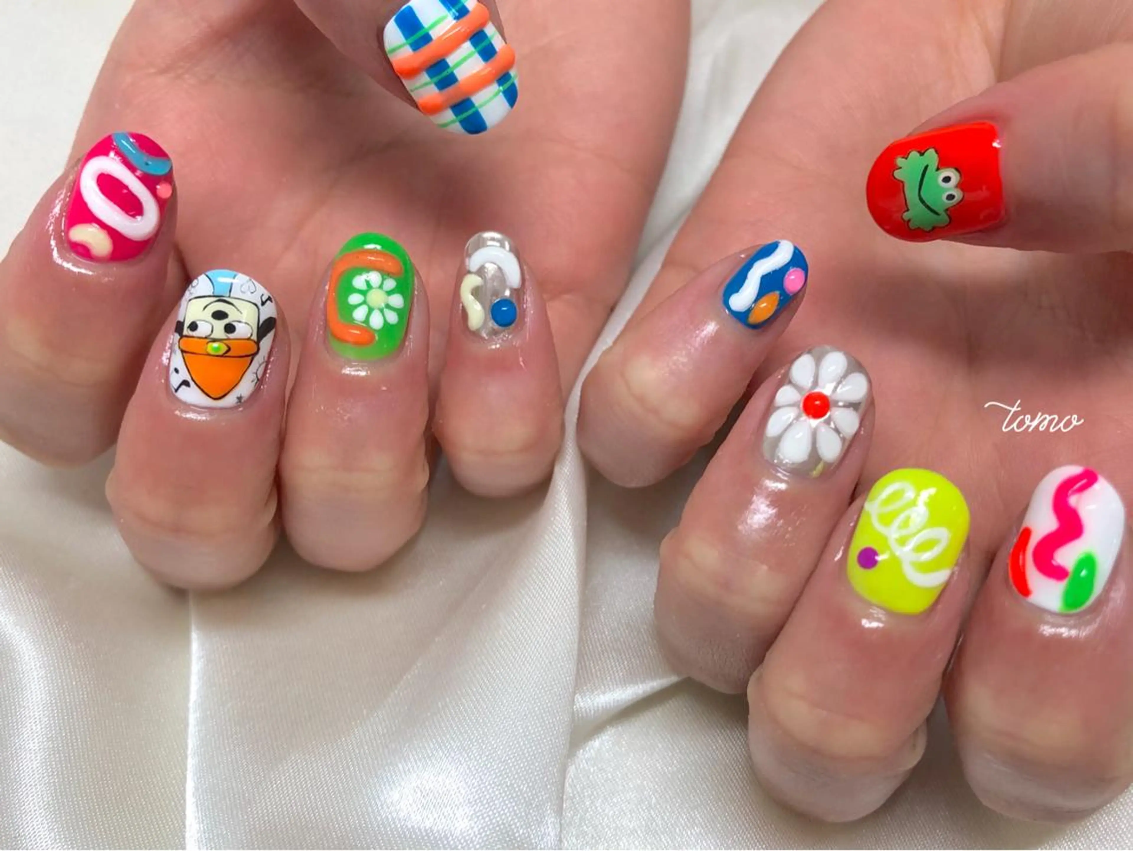 ネイル nailist TOMOのネイルデザイン