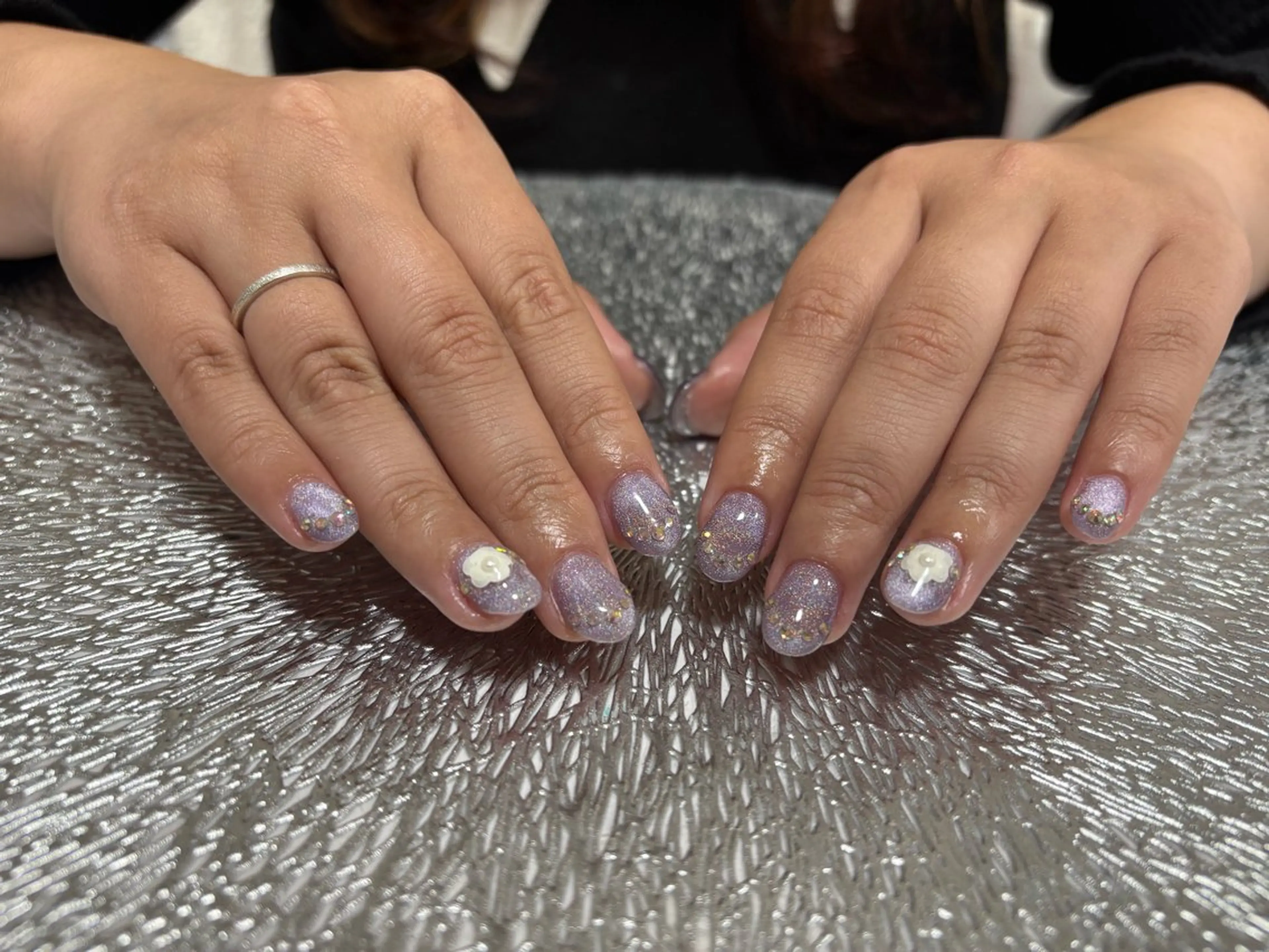 ネイル ラメ(グリッター) マグネットネイル 持ち込み ショートネイル ワンホンネイル ハンドネイル ハンドケア ♡Bivi♡自爪に 優しいネイルサロンのネイルデザイン