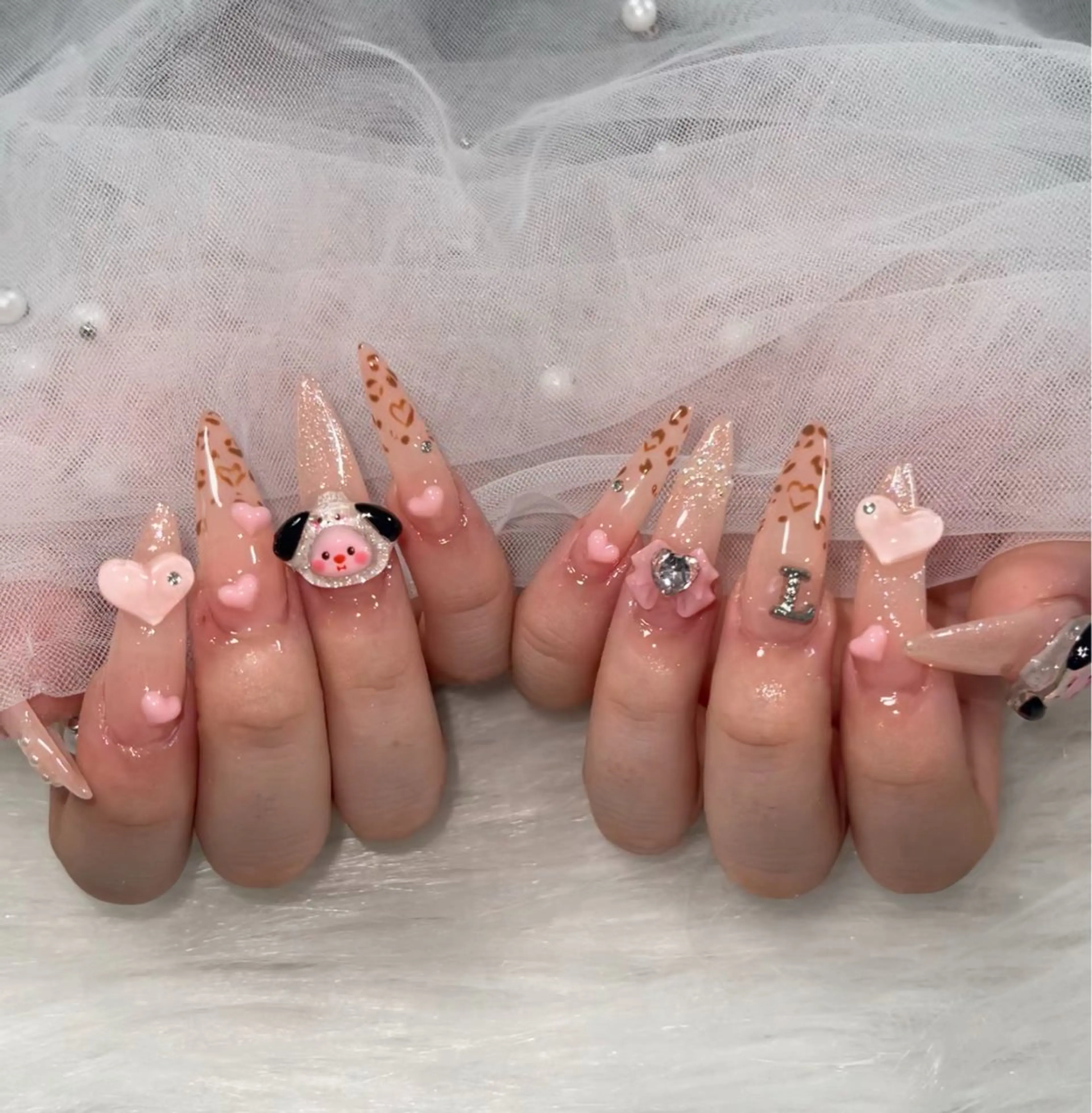 ネイル ジェルネイル グラデーション キラキラネイル ミラーネイル ニュアンスネイル ハンドネイル Kitty Nailのネイルデザイン