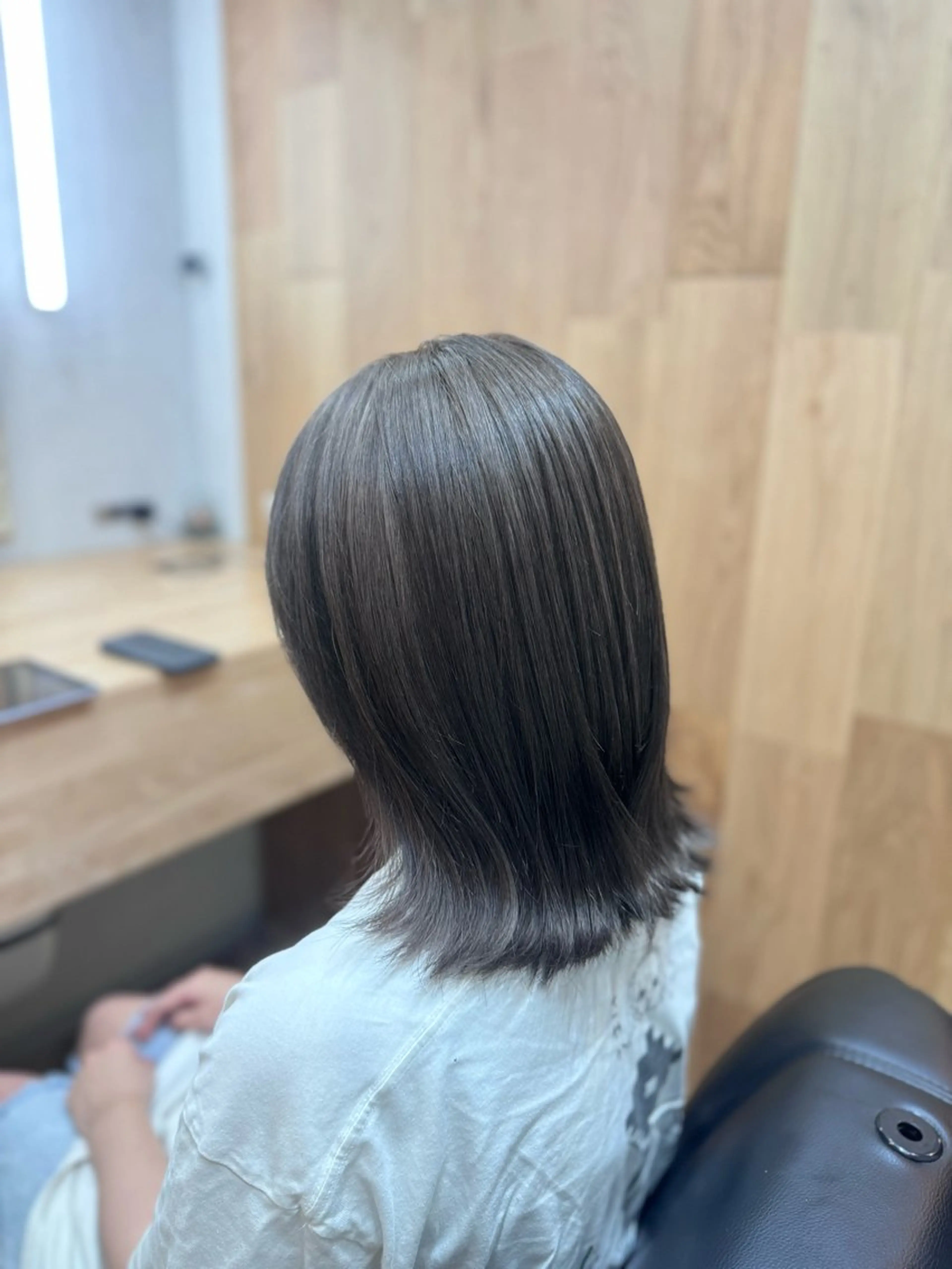 ミディアム カラー ミディアムパーマ アディクシーカラー アクアカラー バレイヤージュ ハイライトカラー カット ヘアカラー トリートメント 多賀 順平のヘアスタイル