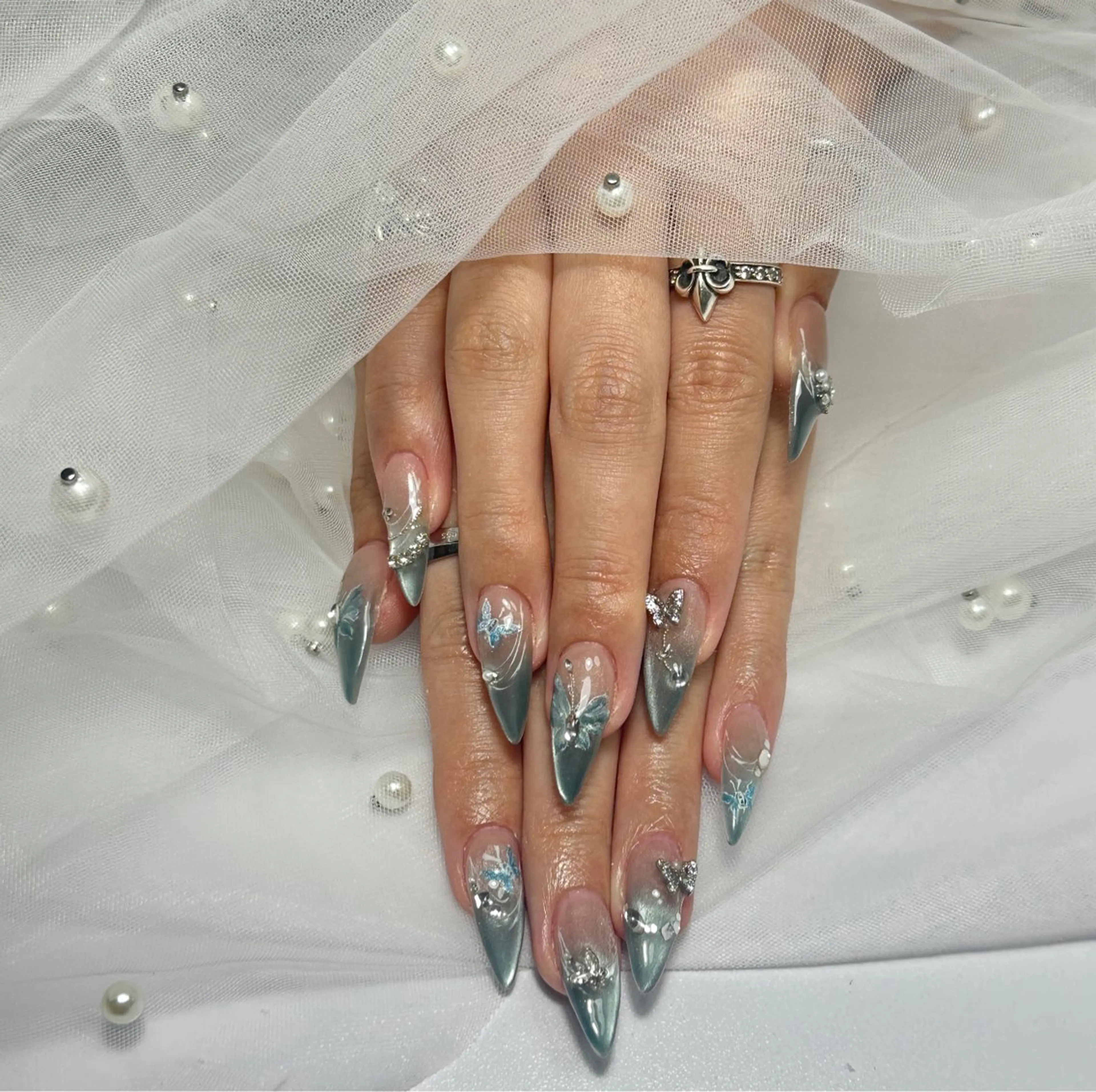 ネイル エンジェル ヒーリング 矢場町店のネイルデザイン