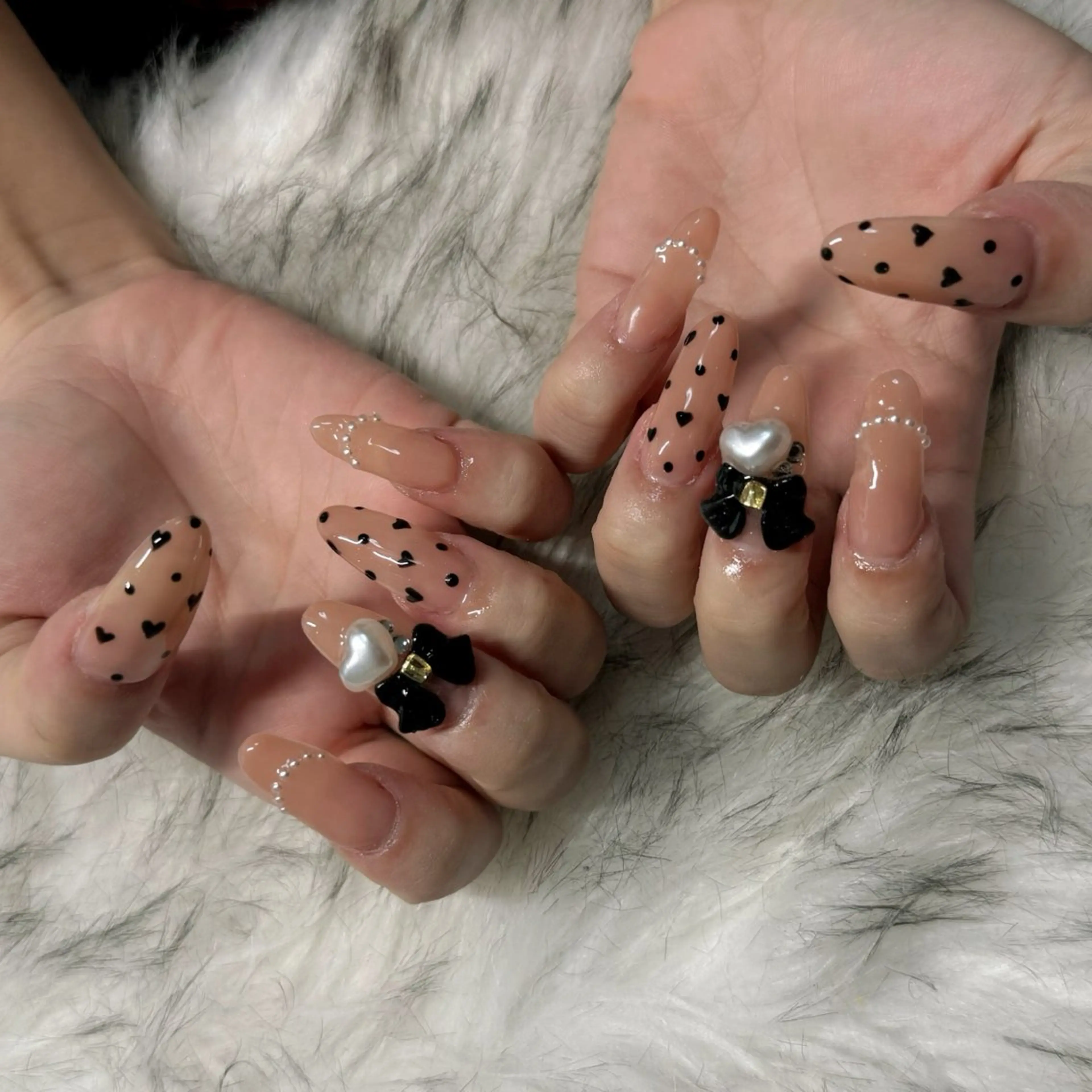 ロング ハンドネイル mao .のネイルデザイン