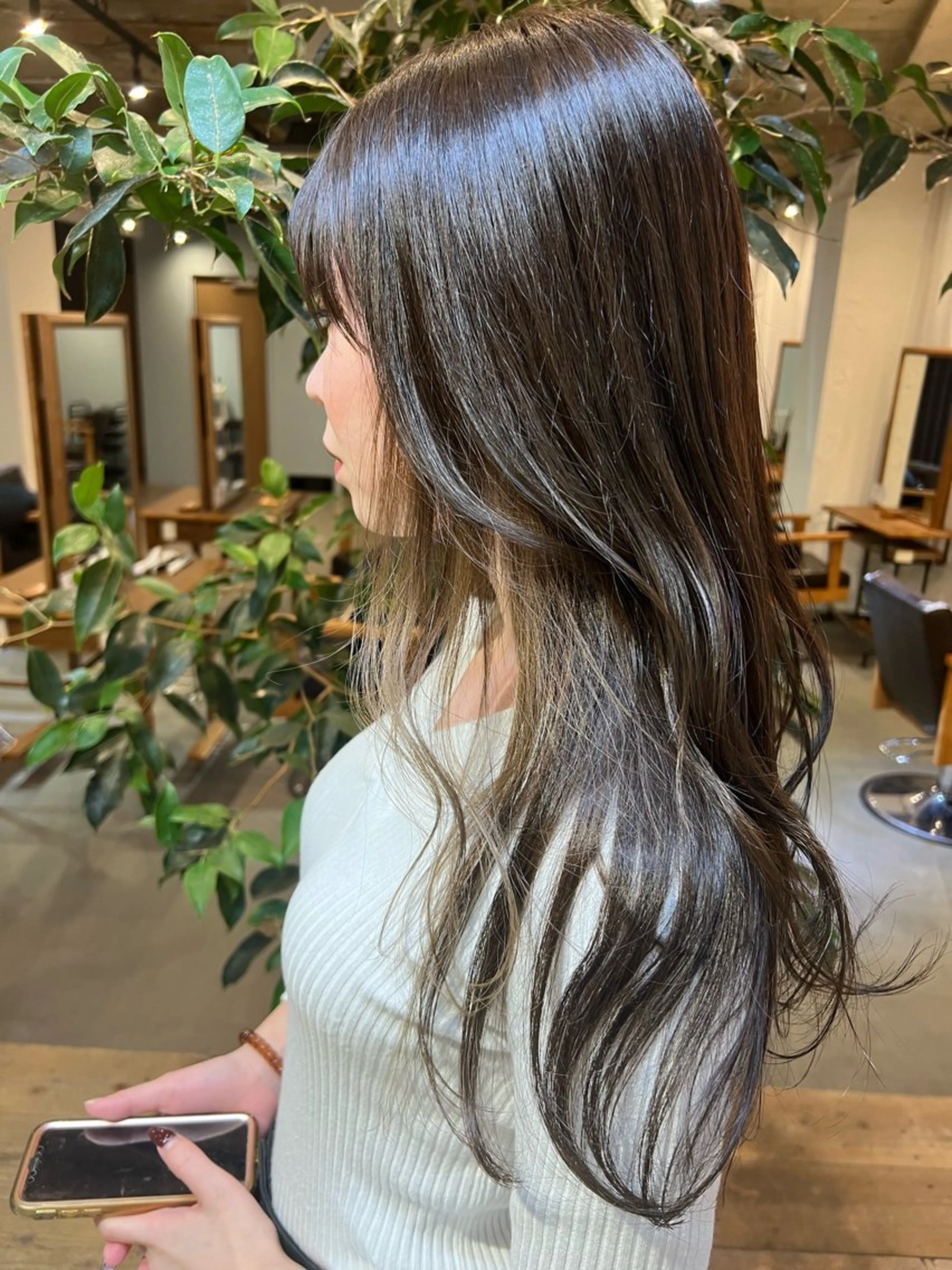 【お洒落度up⤴︎⤴︎インナーカラー🌟】カット+インナーカラー＋フルカラー＋前処理ケア剤の写真