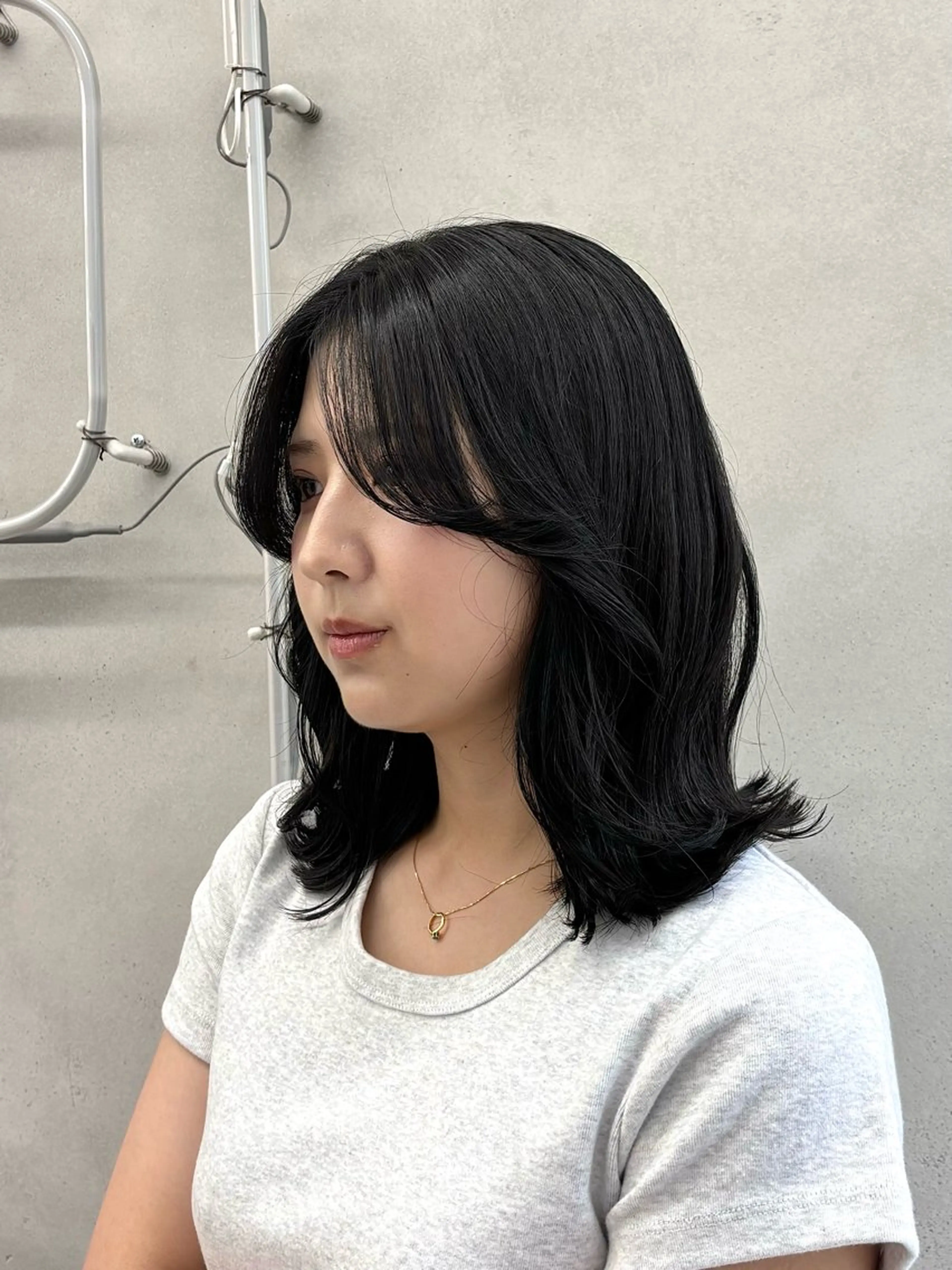 ミディアム 谷井 実結樹のヘアスタイル