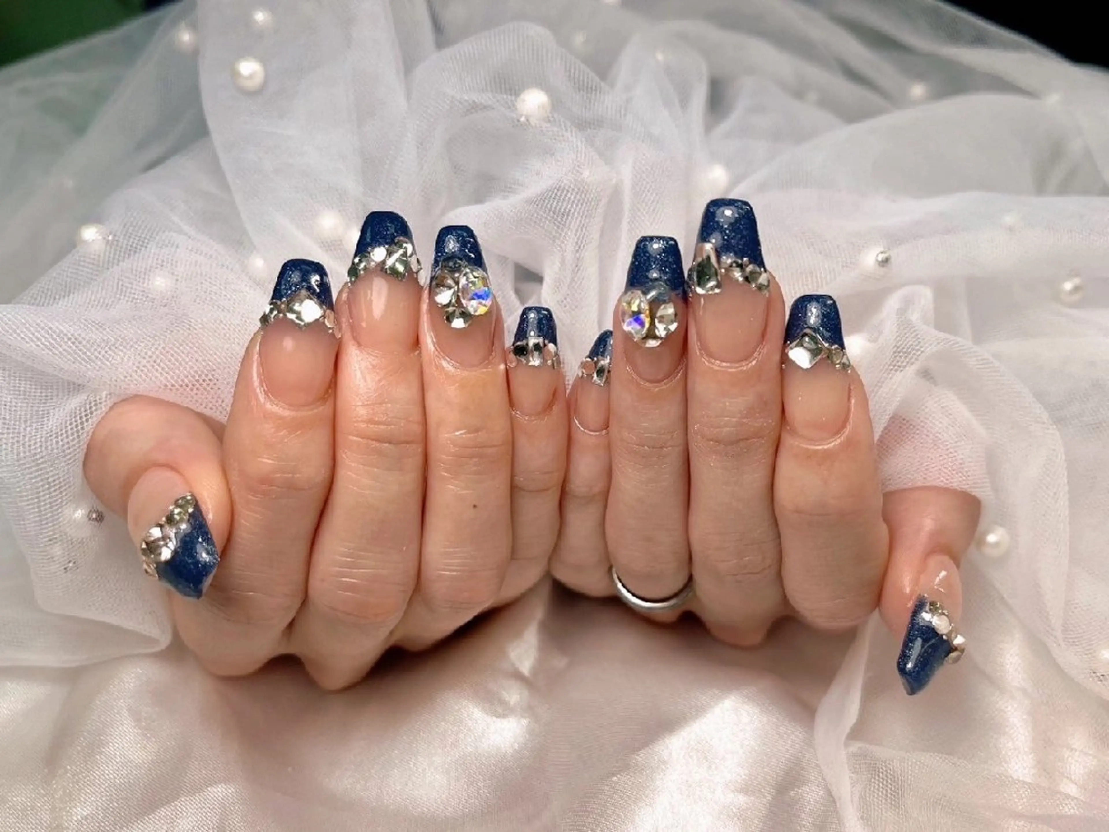 ミディアム ハンドネイル che'ri nailのネイルデザイン