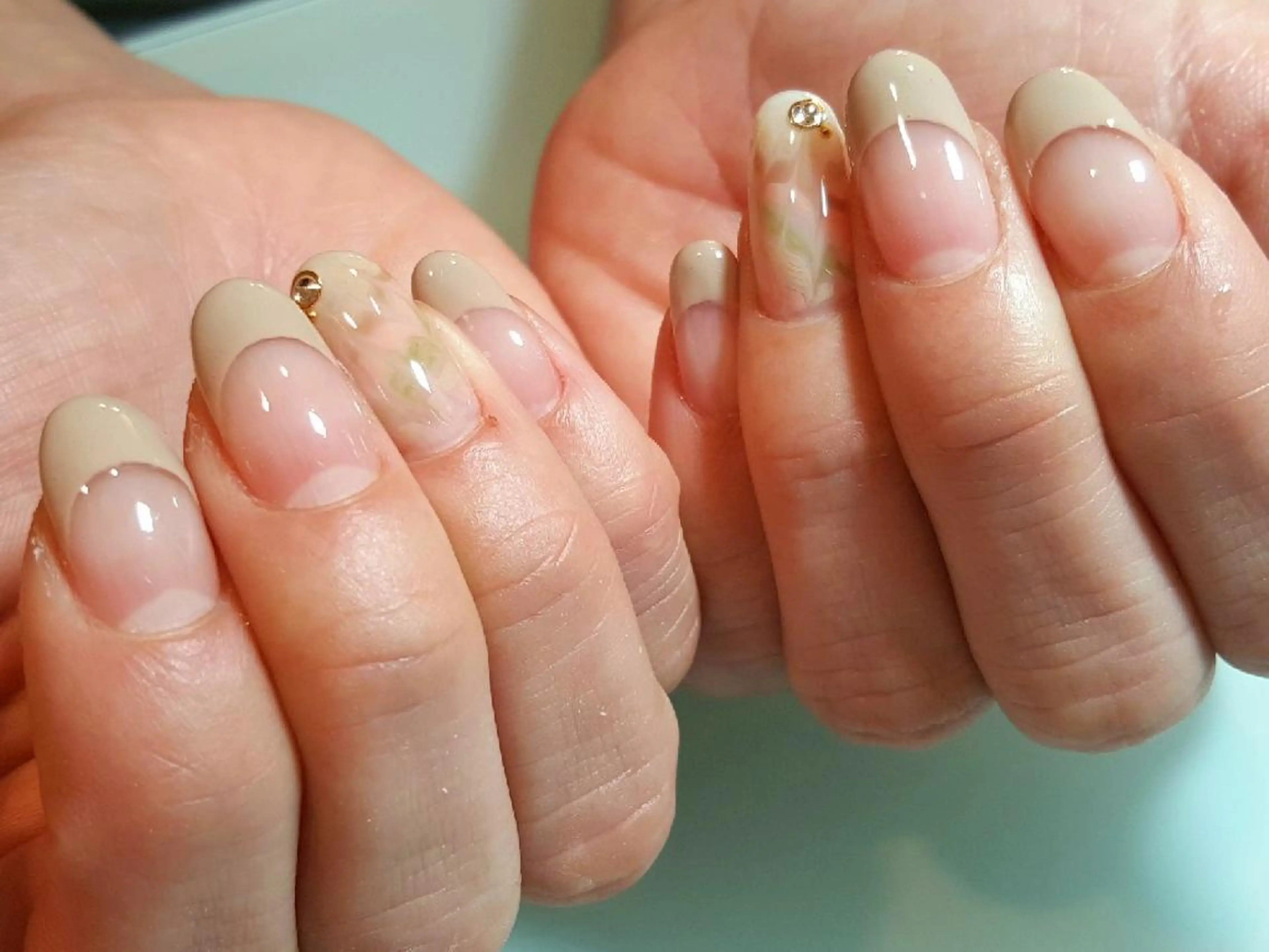 ネイル フレンチネイル 人気エリア💖完全個室【ルリエ】所属・ネイルサロン Lelienルリエのネイルデザイン